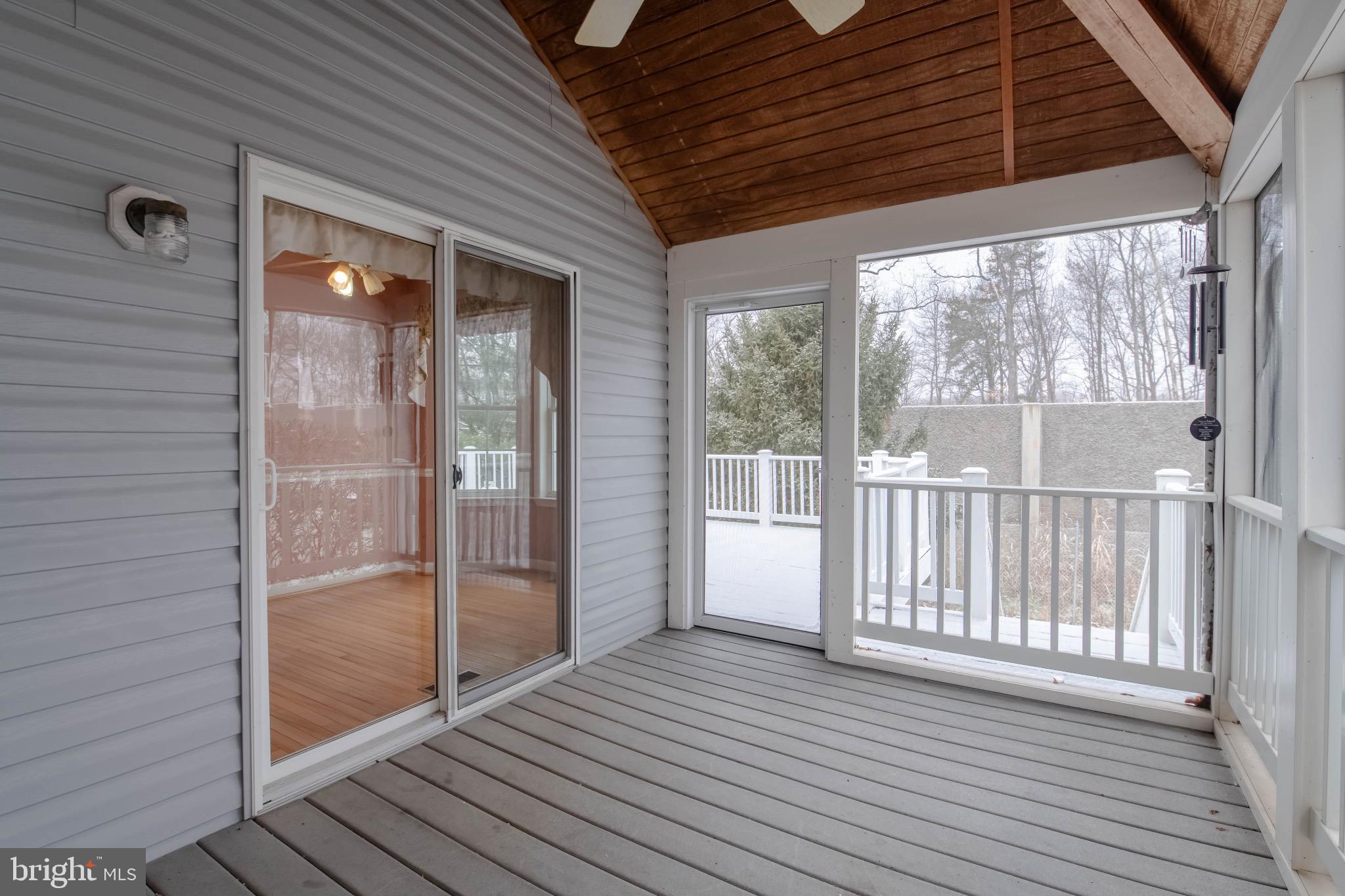 EQUESTRIAN ACRES - Residential