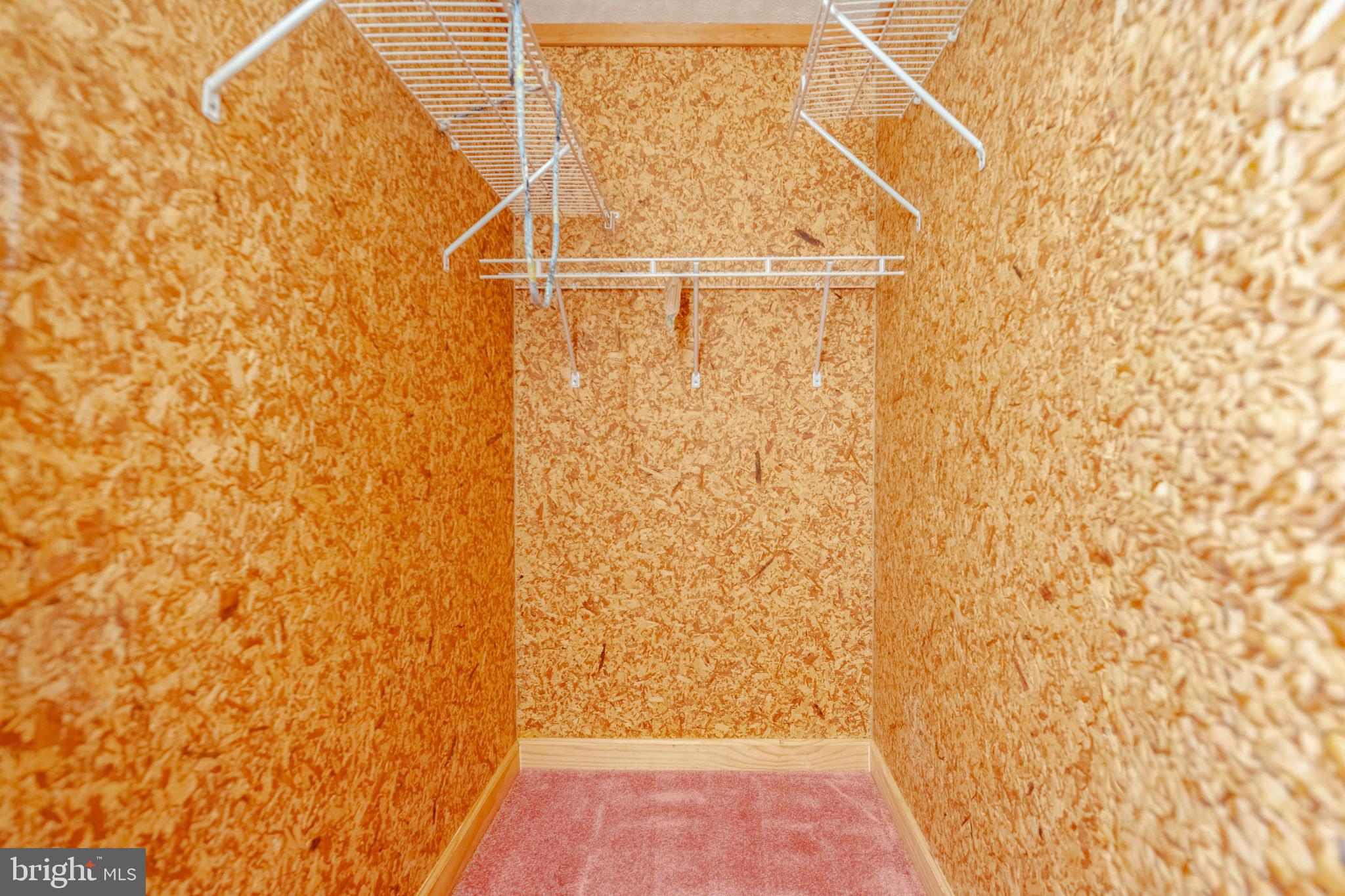 EQUESTRIAN ACRES - Residential