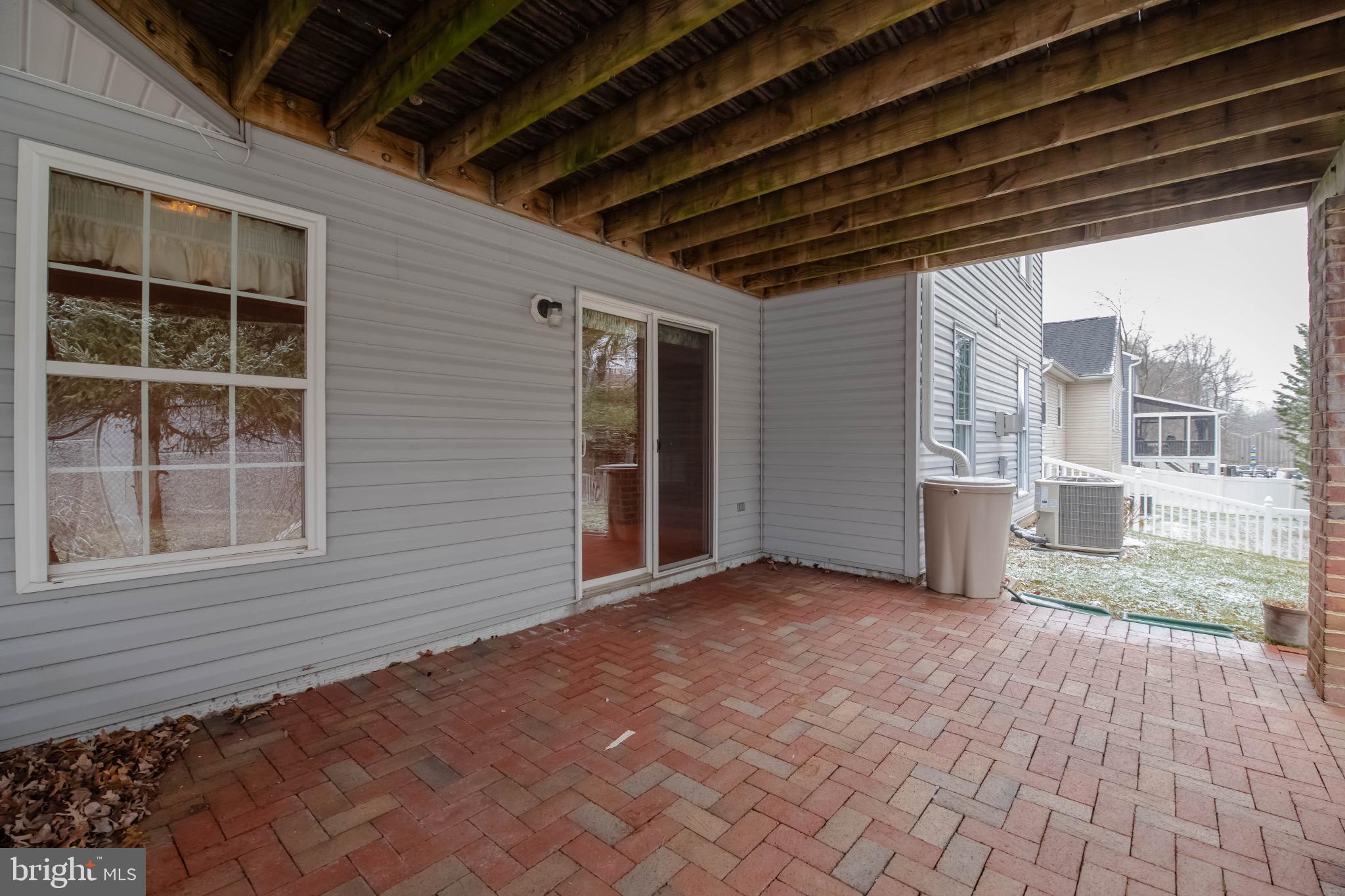 EQUESTRIAN ACRES - Residential