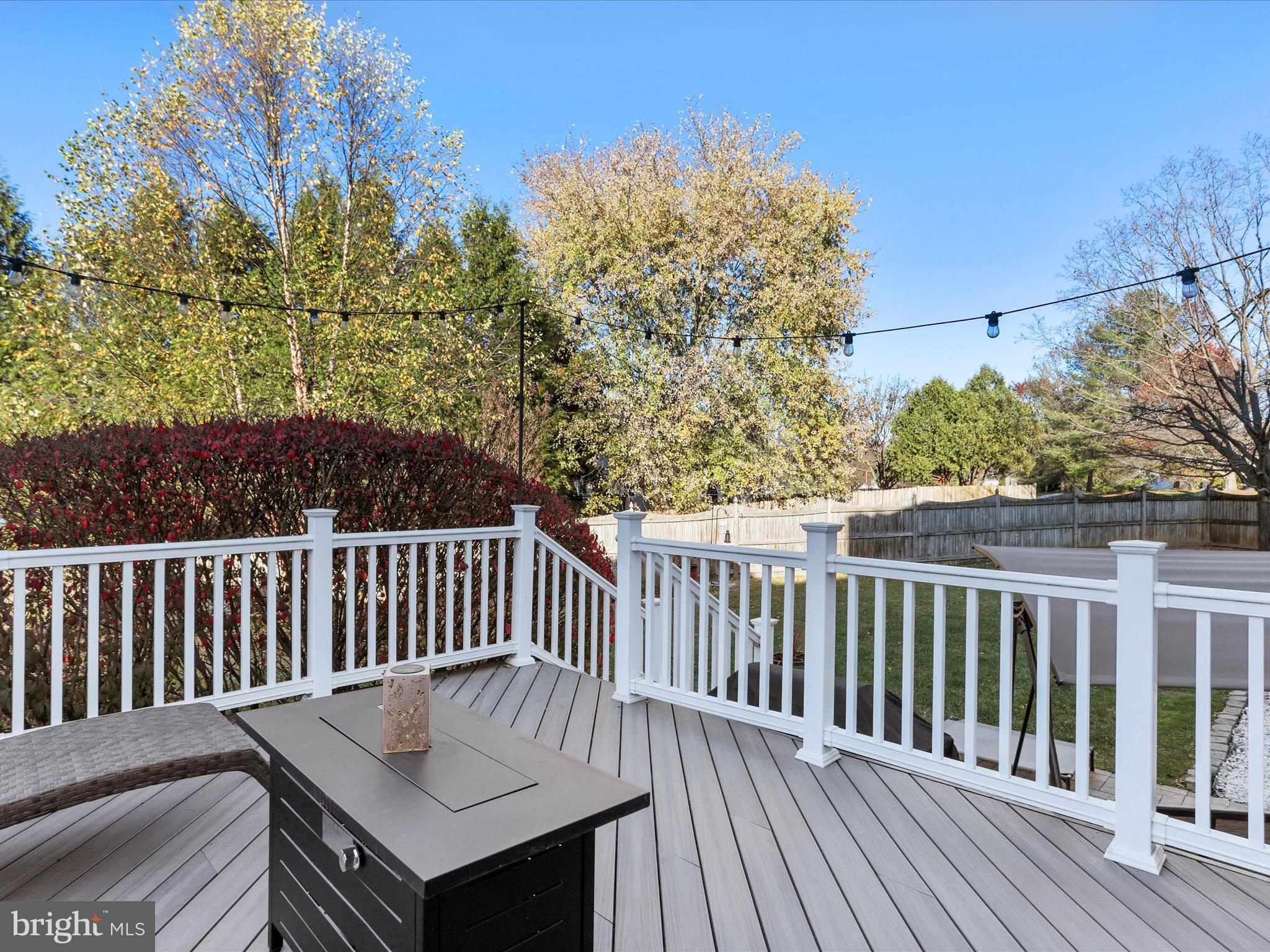 ROBIN MEADOWS - Residential