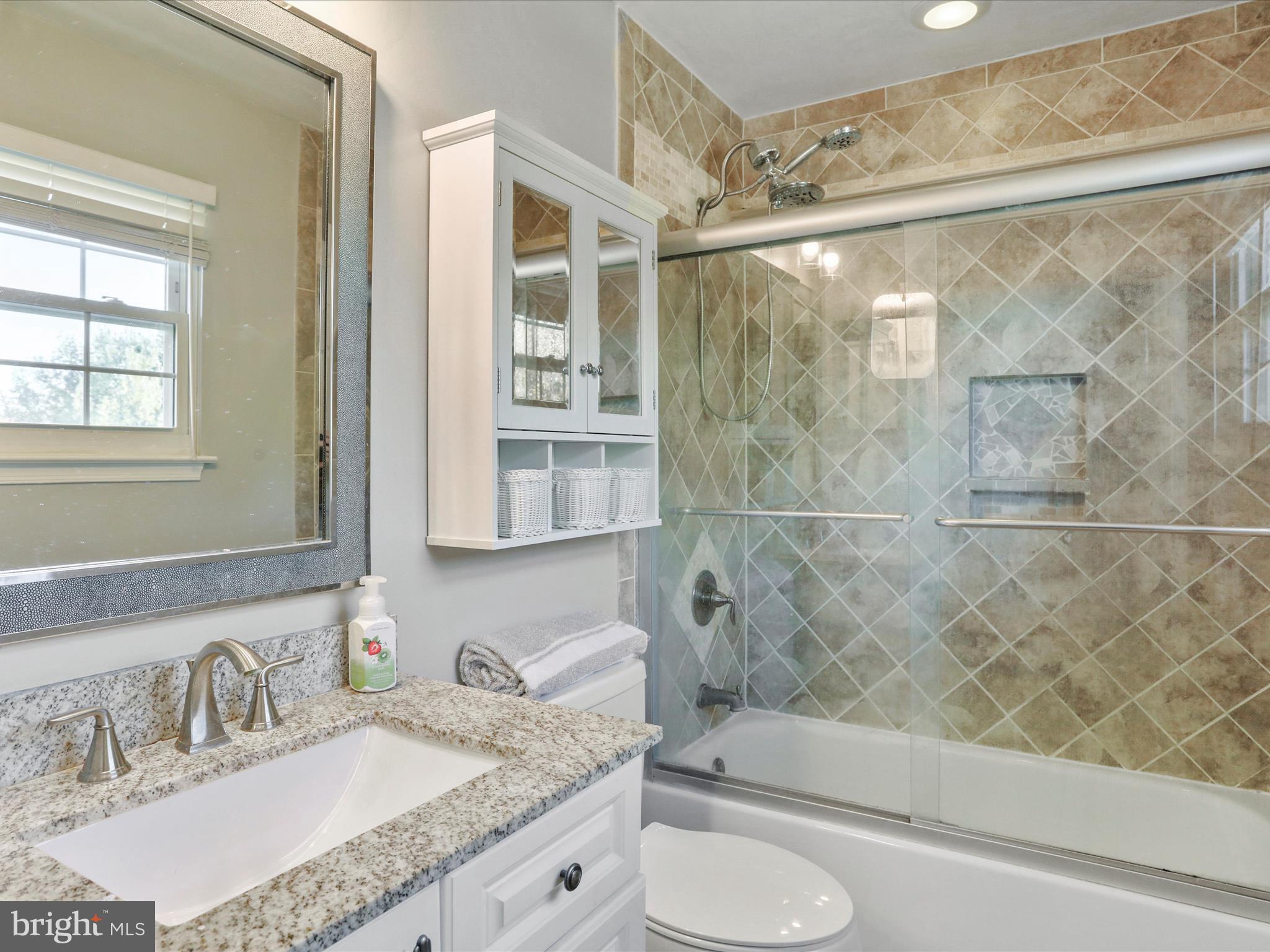 ROBIN MEADOWS - Residential