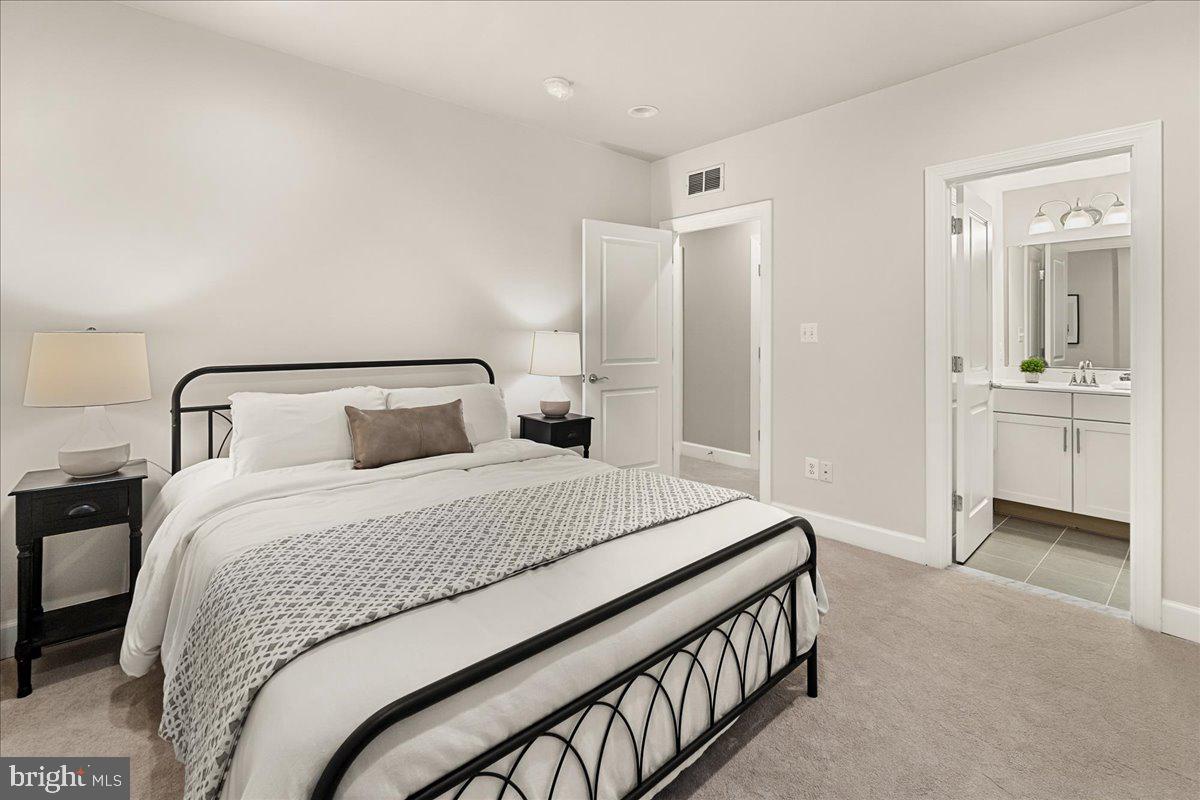 WESTVIEW SOUTH - Residential