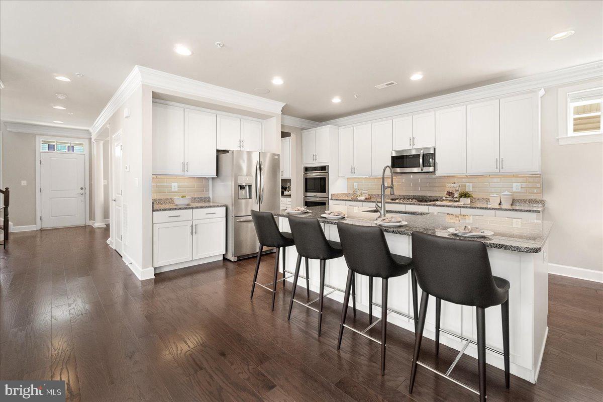 WESTVIEW SOUTH - Residential