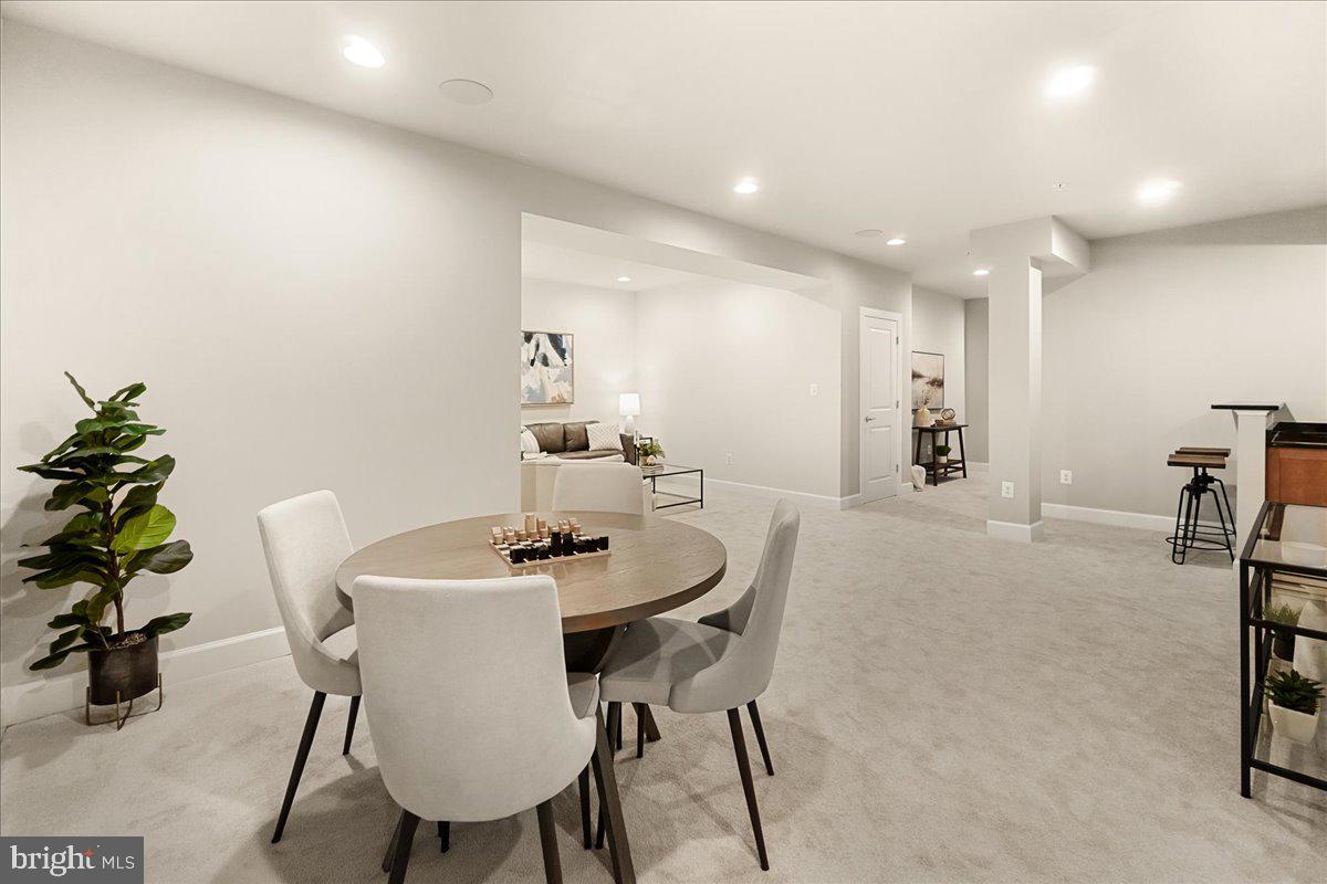 WESTVIEW SOUTH - Residential