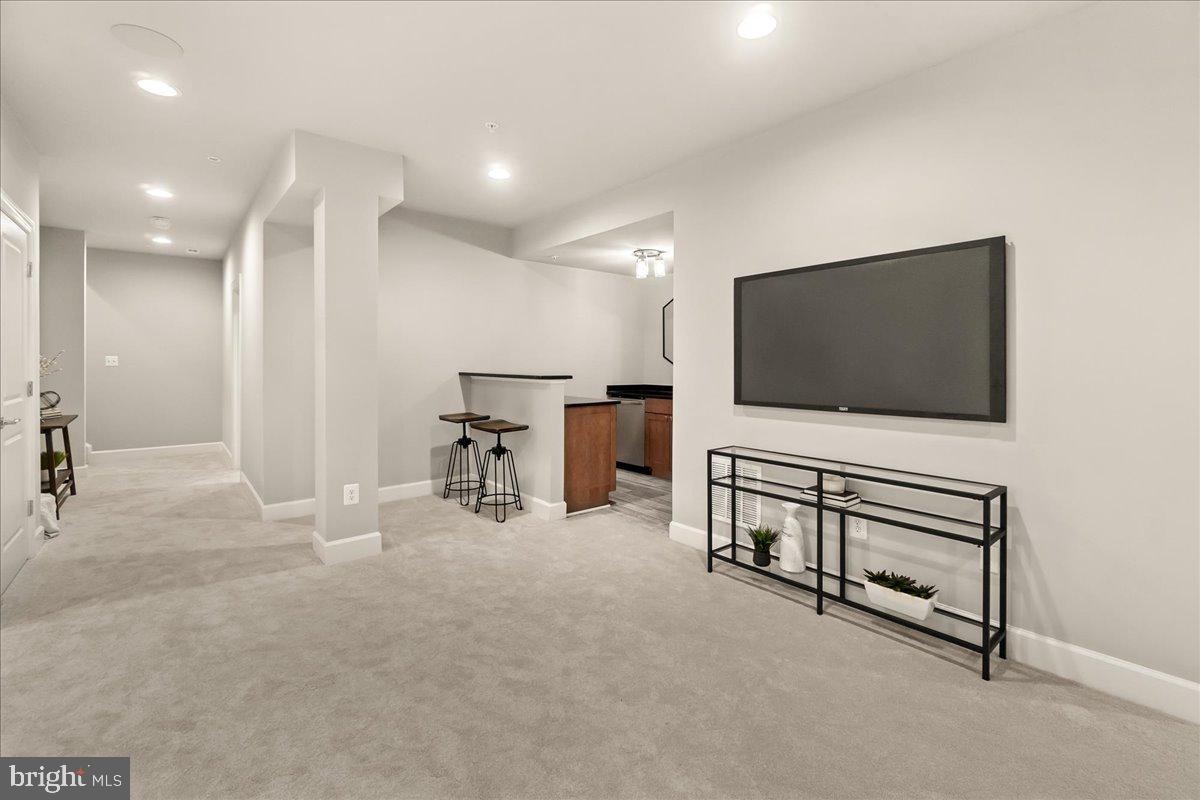 WESTVIEW SOUTH - Residential