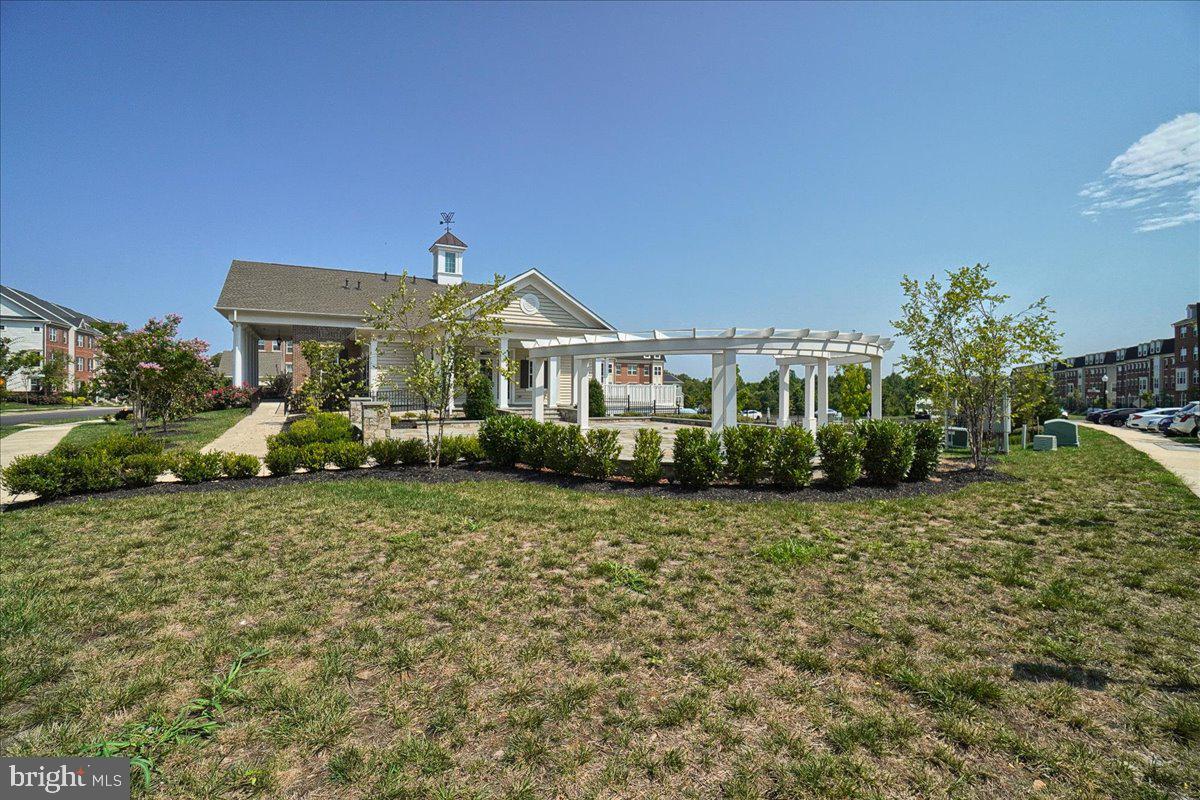 WESTVIEW SOUTH - Residential