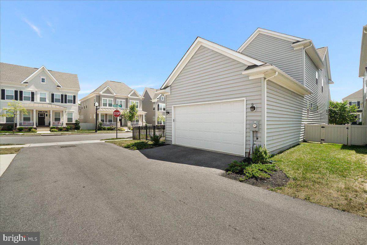 WESTVIEW SOUTH - Residential