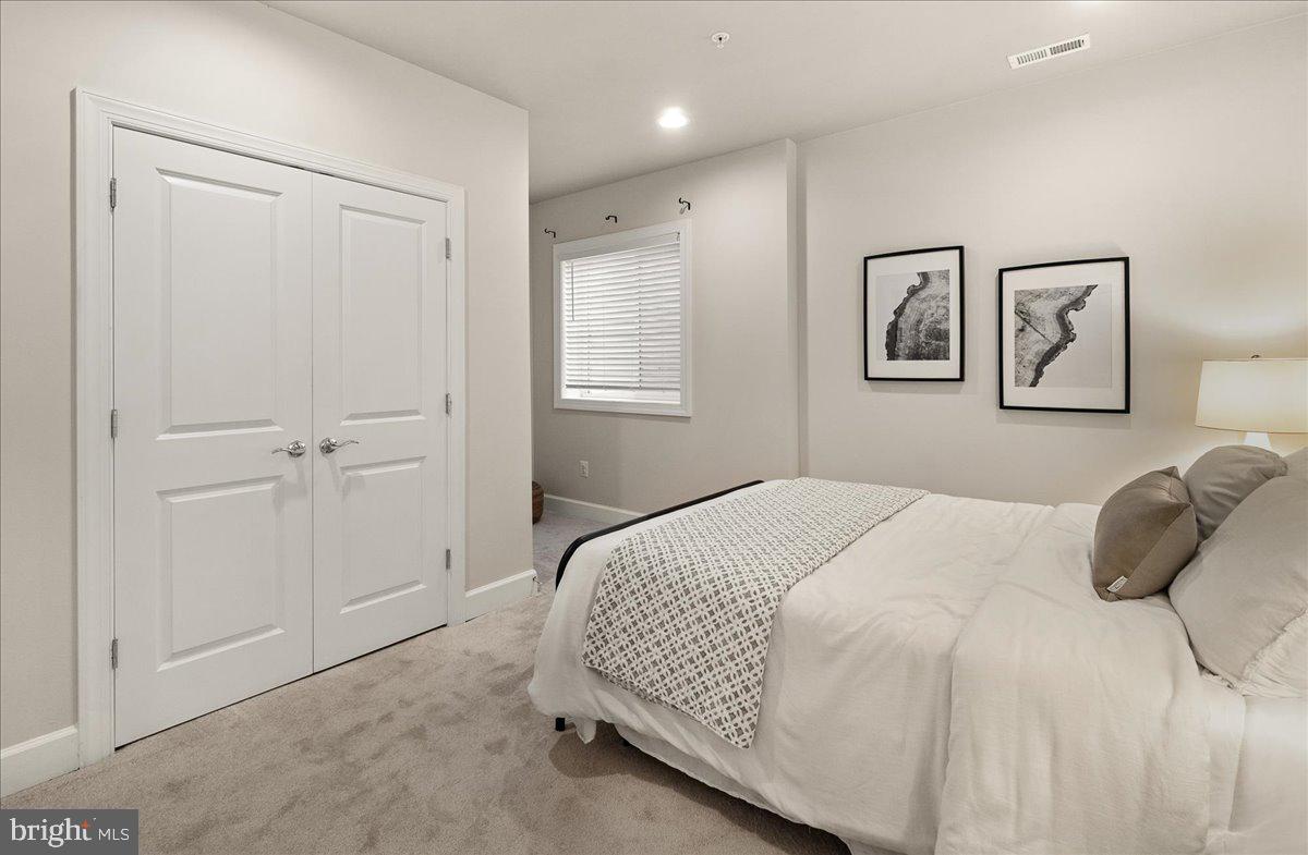 WESTVIEW SOUTH - Residential