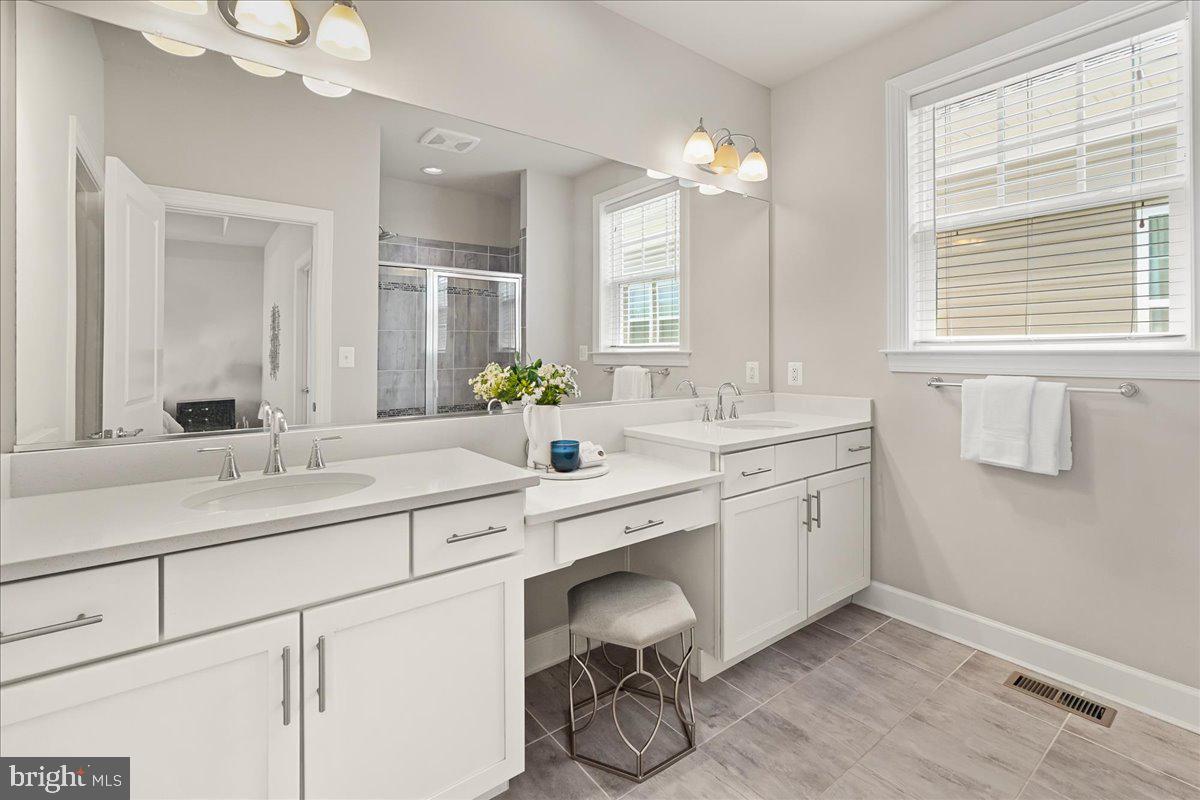 WESTVIEW SOUTH - Residential