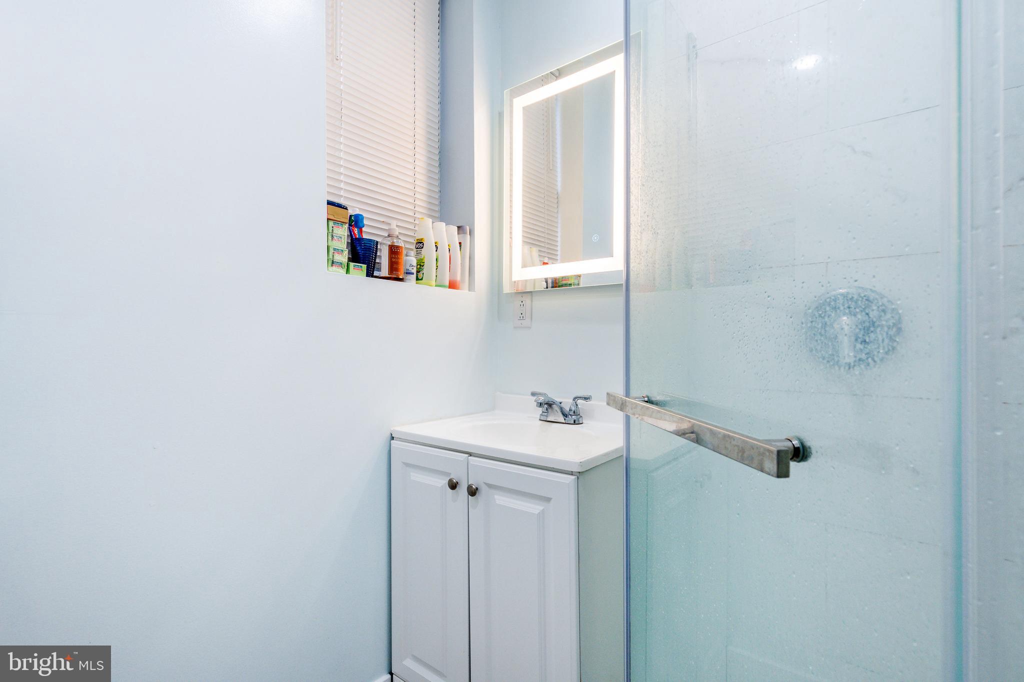 CEDAR PARK - Commercial Sale