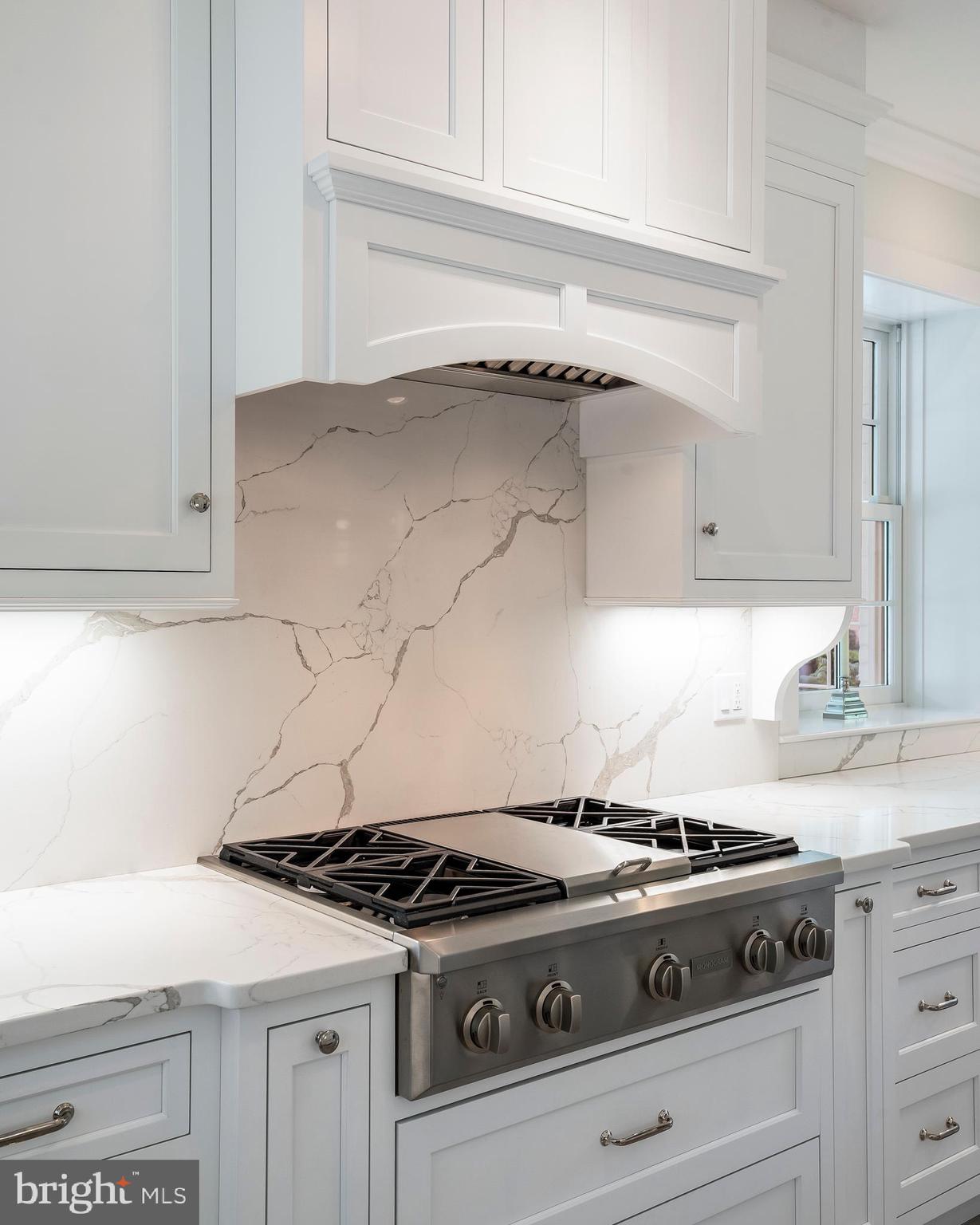 MURRAY HILL - Residential