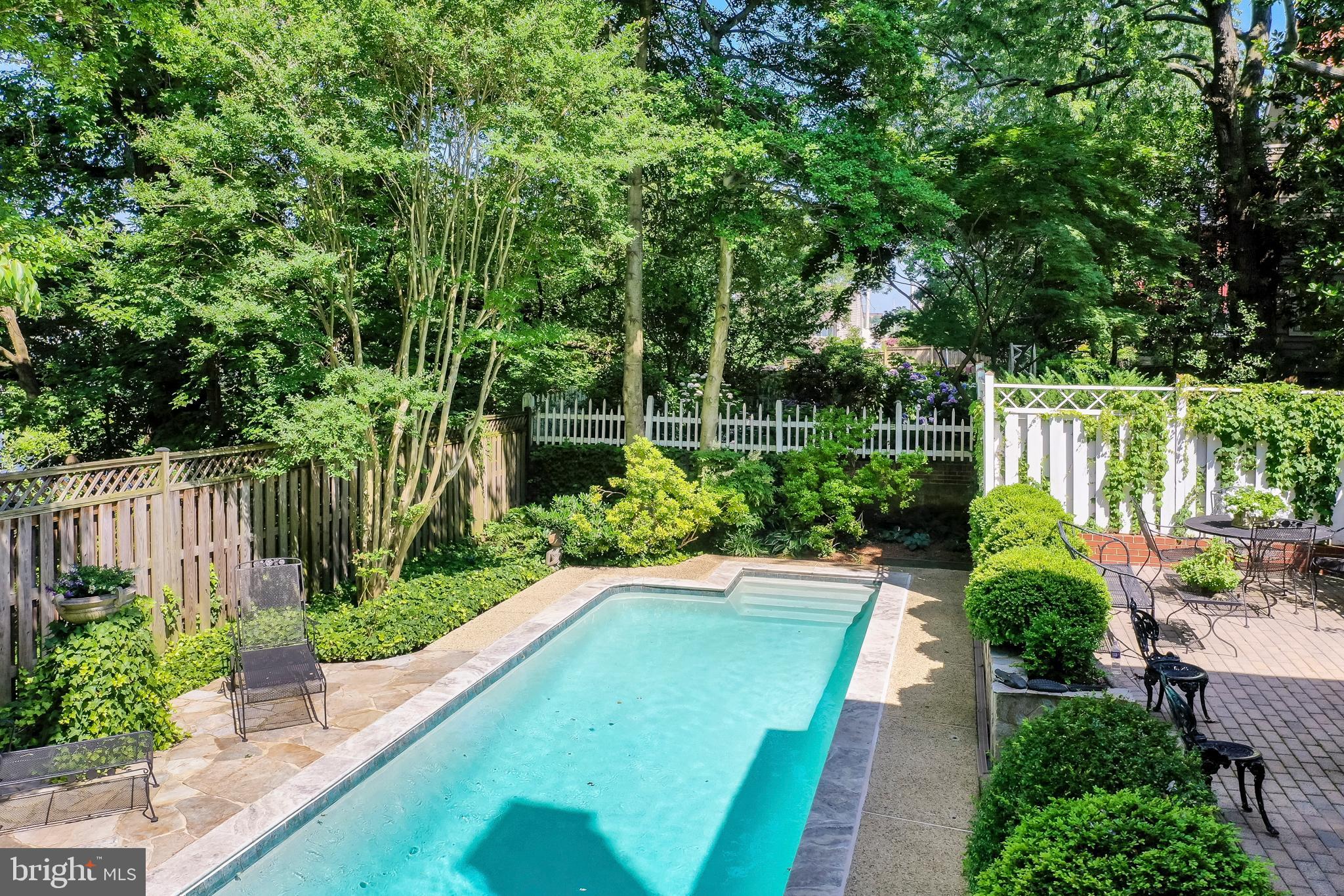 MURRAY HILL - Residential