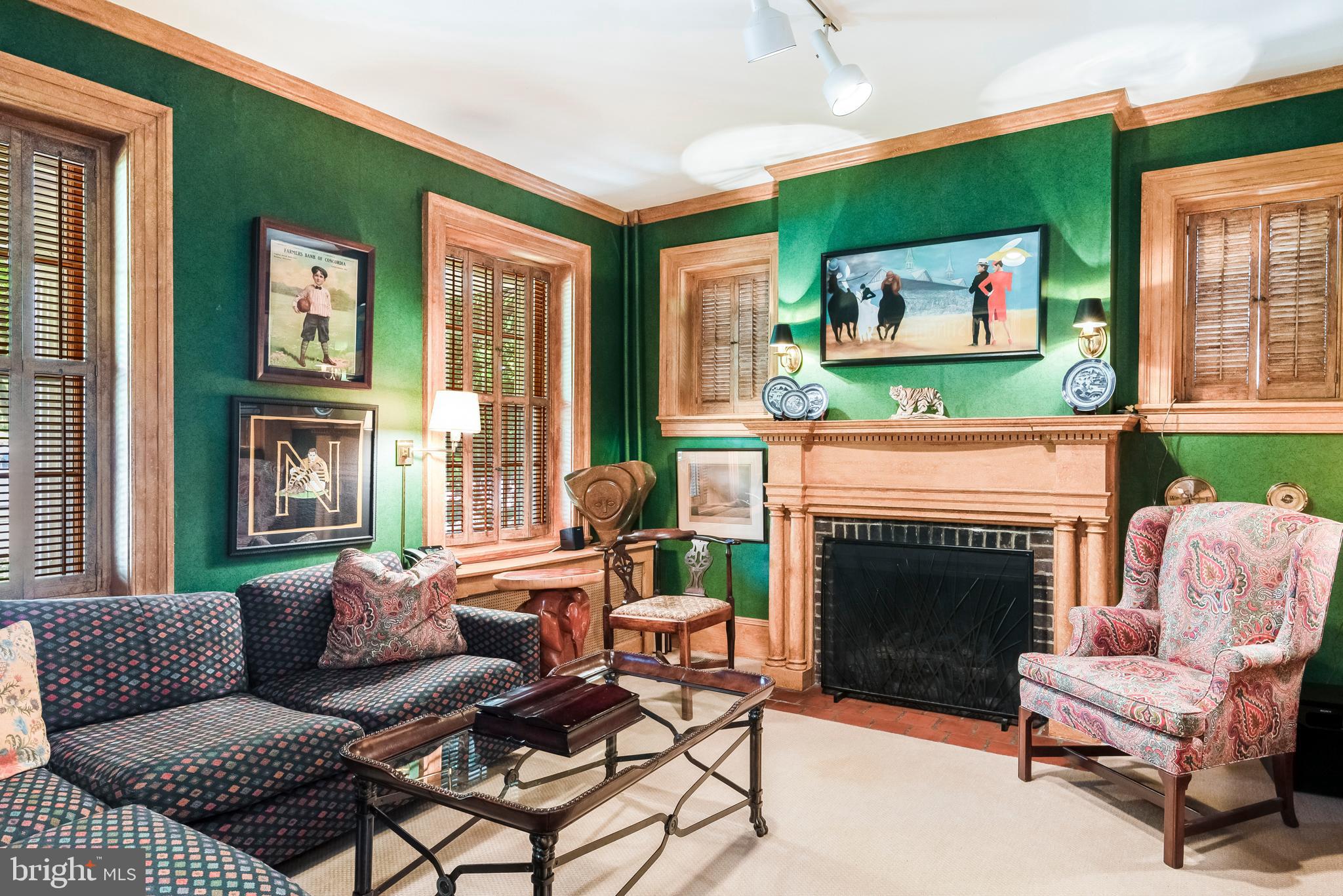 MURRAY HILL - Residential