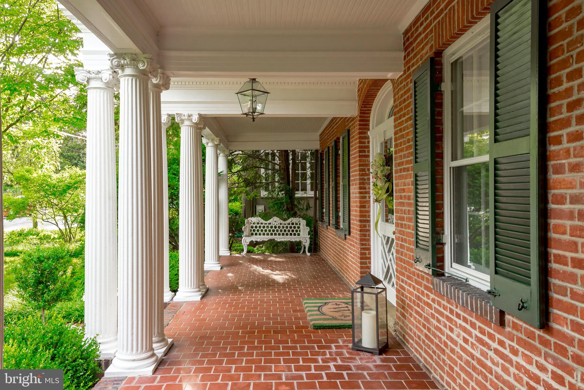 MURRAY HILL - Residential