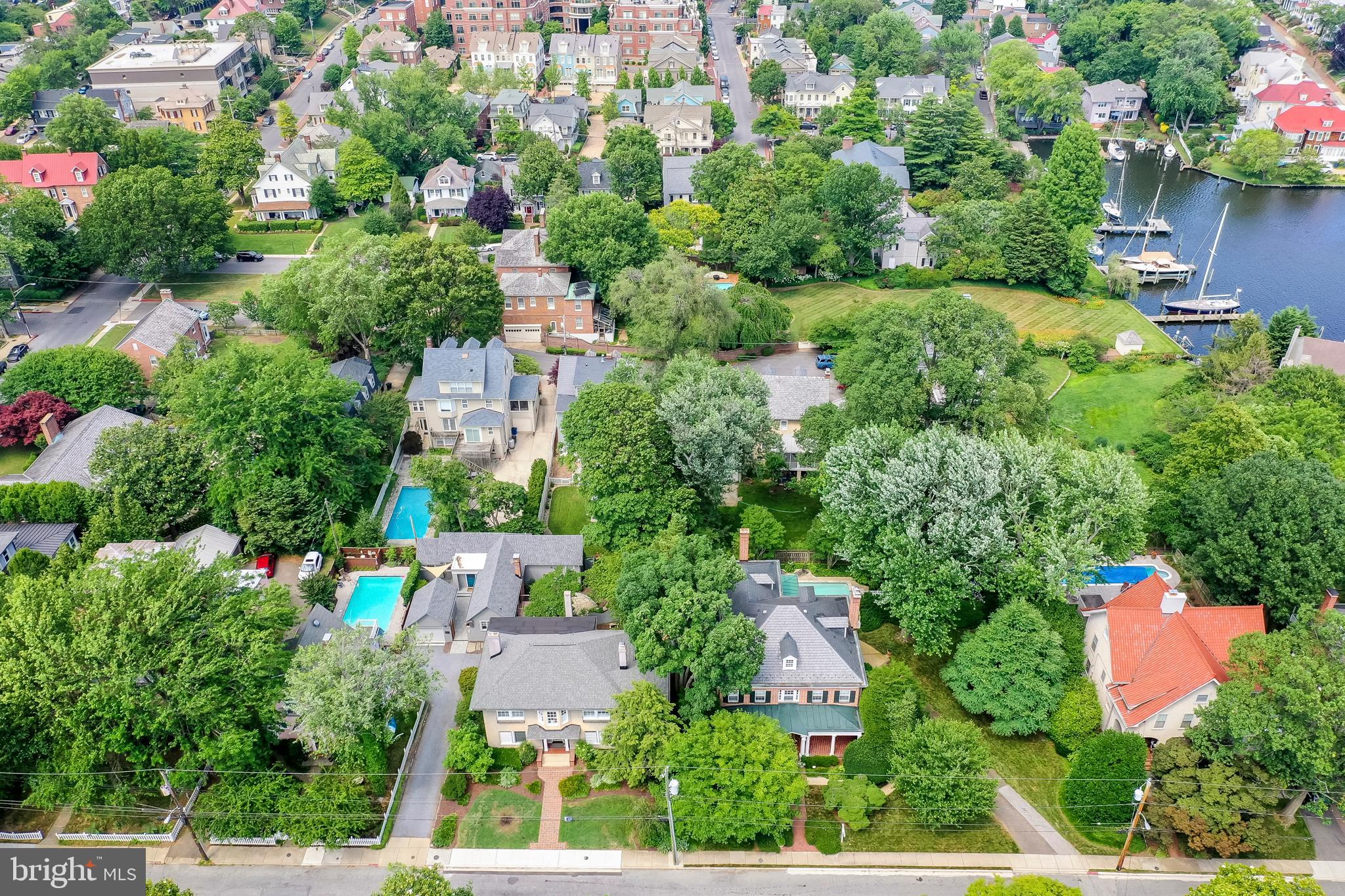 MURRAY HILL - Residential