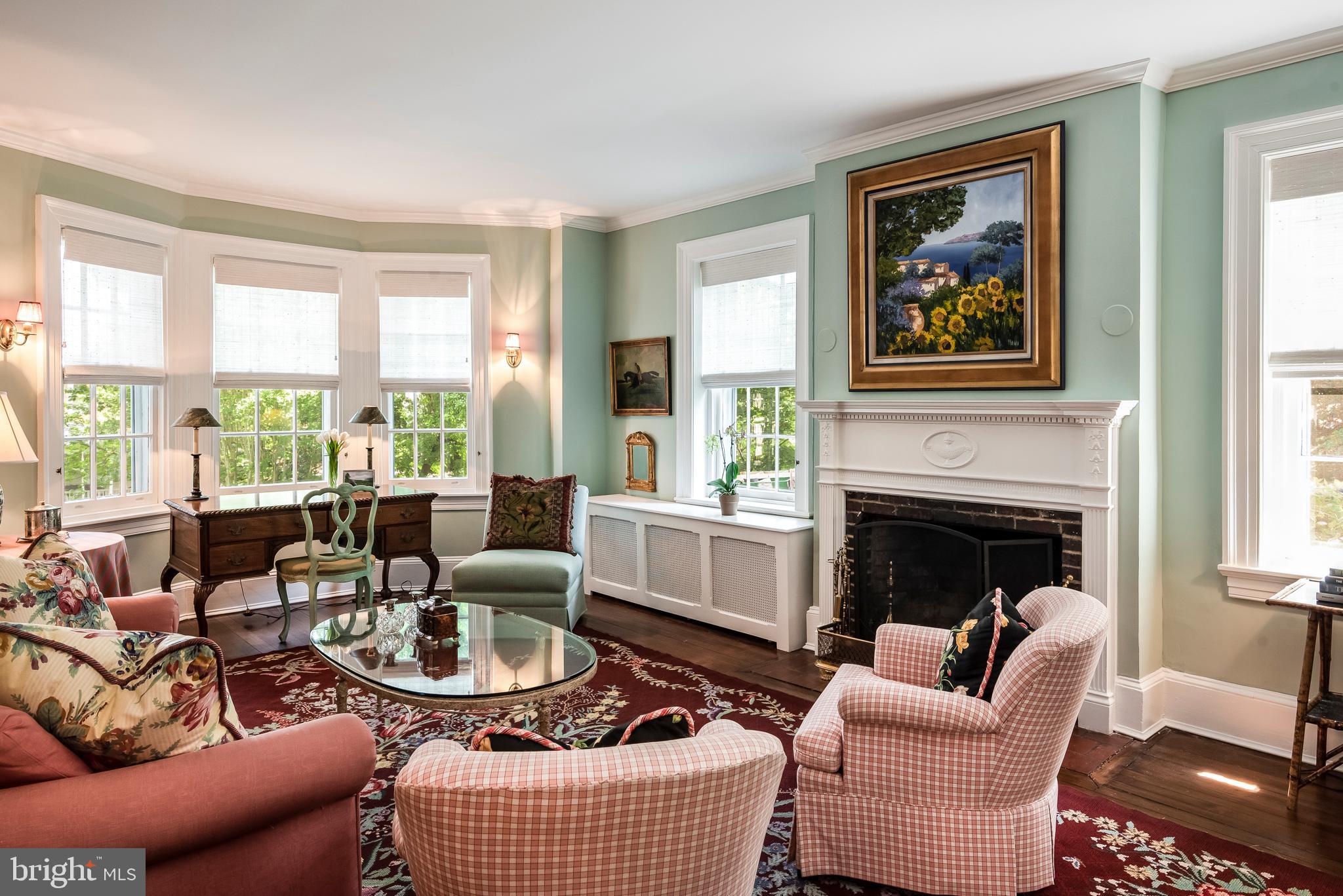 MURRAY HILL - Residential