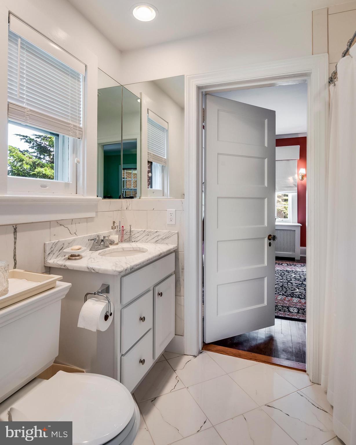 MURRAY HILL - Residential