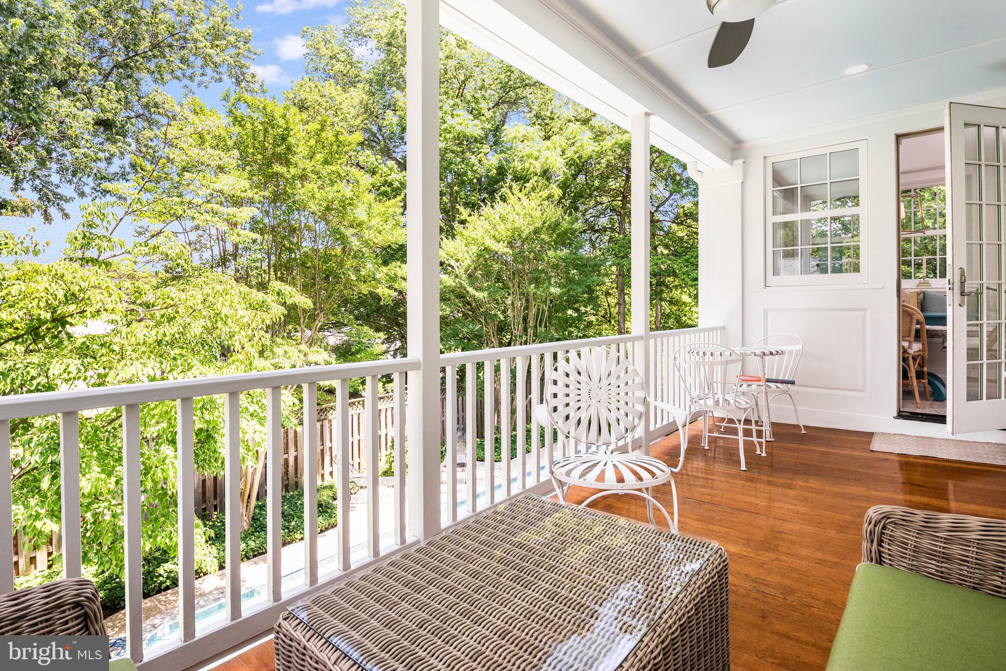 MURRAY HILL - Residential