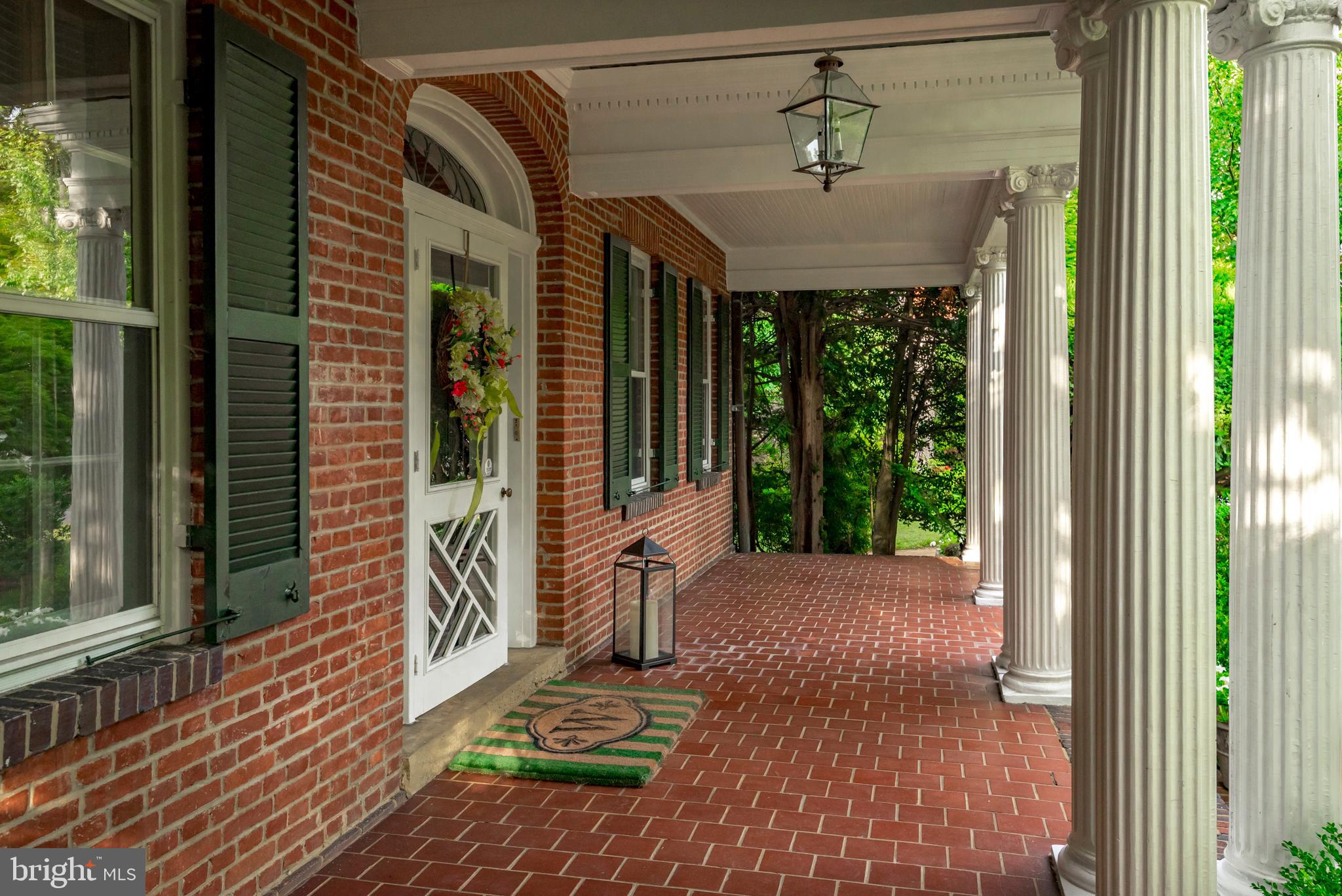 MURRAY HILL - Residential