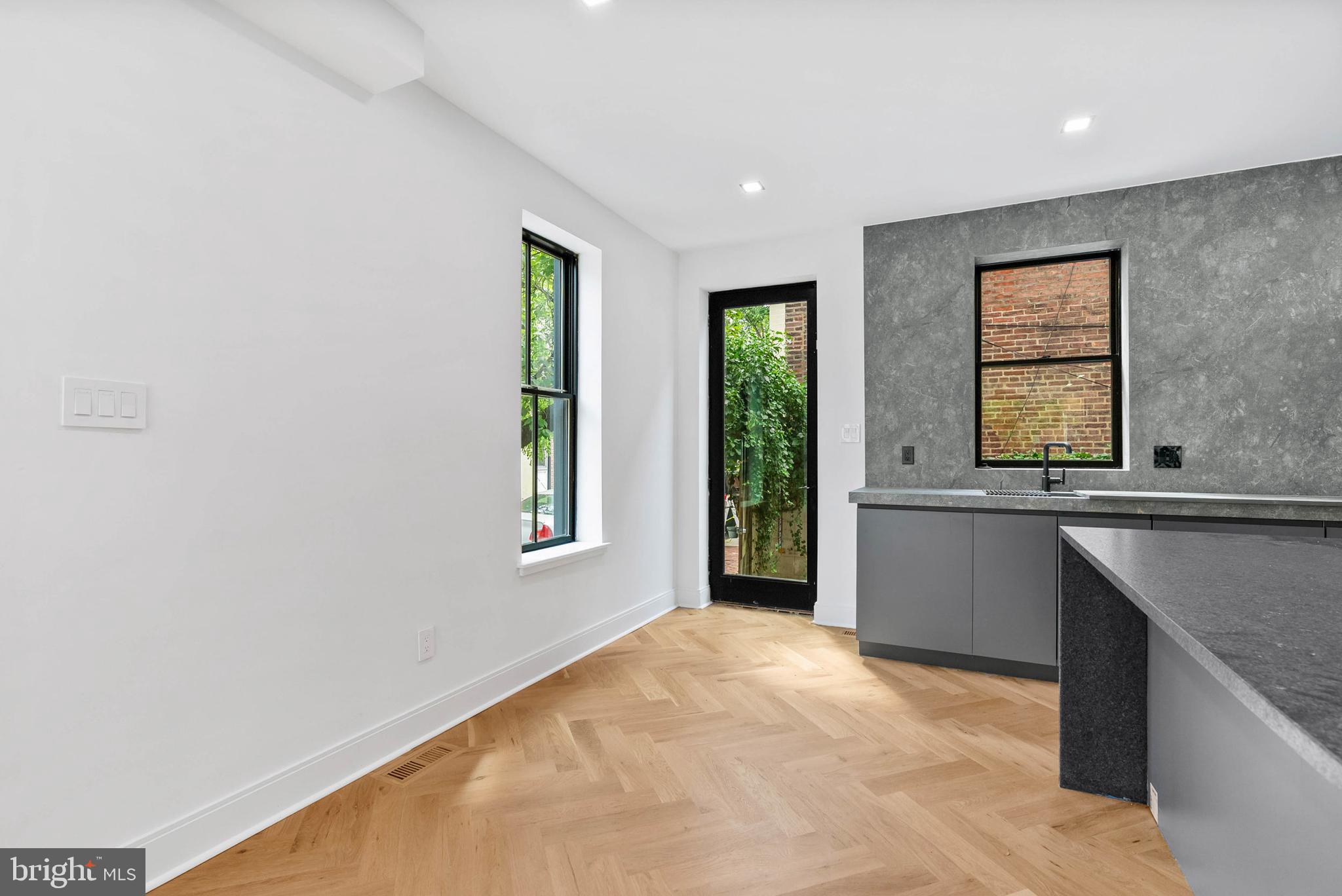 FITLER SQUARE - Residential