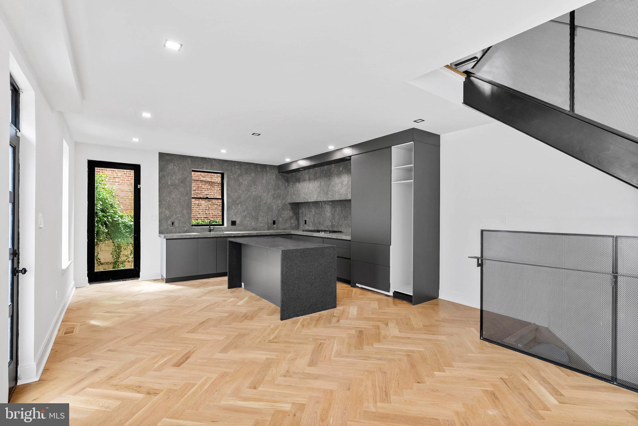 FITLER SQUARE - Residential