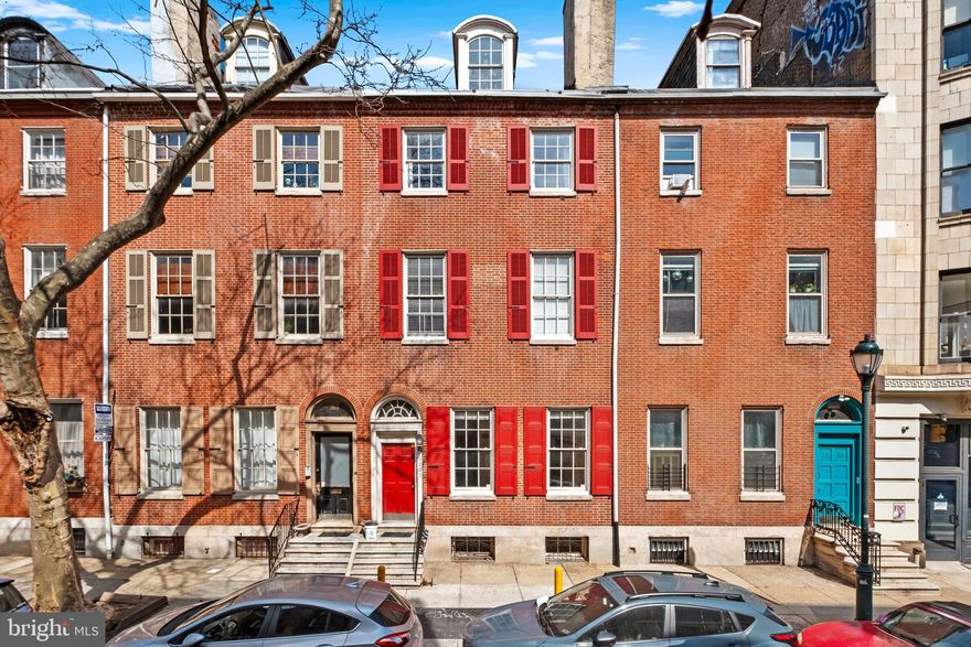 Discover this charming one-bedroom unit in a beautifully restored boutique condominium, ideally situated in the heart of Washington Square West. Just moments away from Jefferson and Pennsylvania Hospitals, as well as trendy restaurants, shops, and cafes, you'll enjoy the vibrant atmosphere of this dynamic neighborhood. This ground-floor unit boasts impressive 11-foot ceilings with elegant crown moldings and warm bamboo floors. The custom kitchen features bespoke cabinetry, granite countertops, and high-end stainless steel appliances, including a gas range, frost-free refrigerator, dishwasher, and microwave. Convenience is key with a stackable washer/dryer in the hall closet, a hall linen closet, and a well-appointed hall bath. The serene bedroom, located at the back of the unit, offers a large window for natural light and a spacious closet for storage. Additional private storage is available in the basement.
With a remarkable walk score of 99, you have unparalleled access to all that Washington Square West has to offer. Don’t miss this opportunity to experience urban living with modern amenities and historic charm!