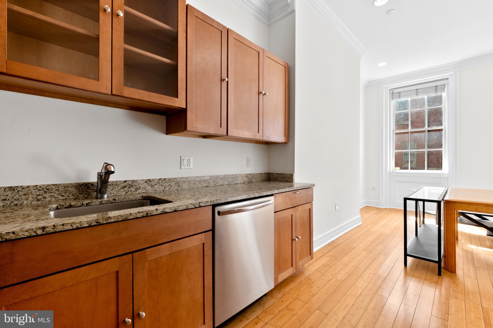 WASHINGTON SQ - Residential Lease