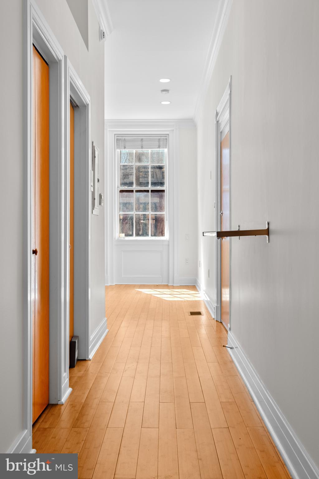 WASHINGTON SQ - Residential Lease