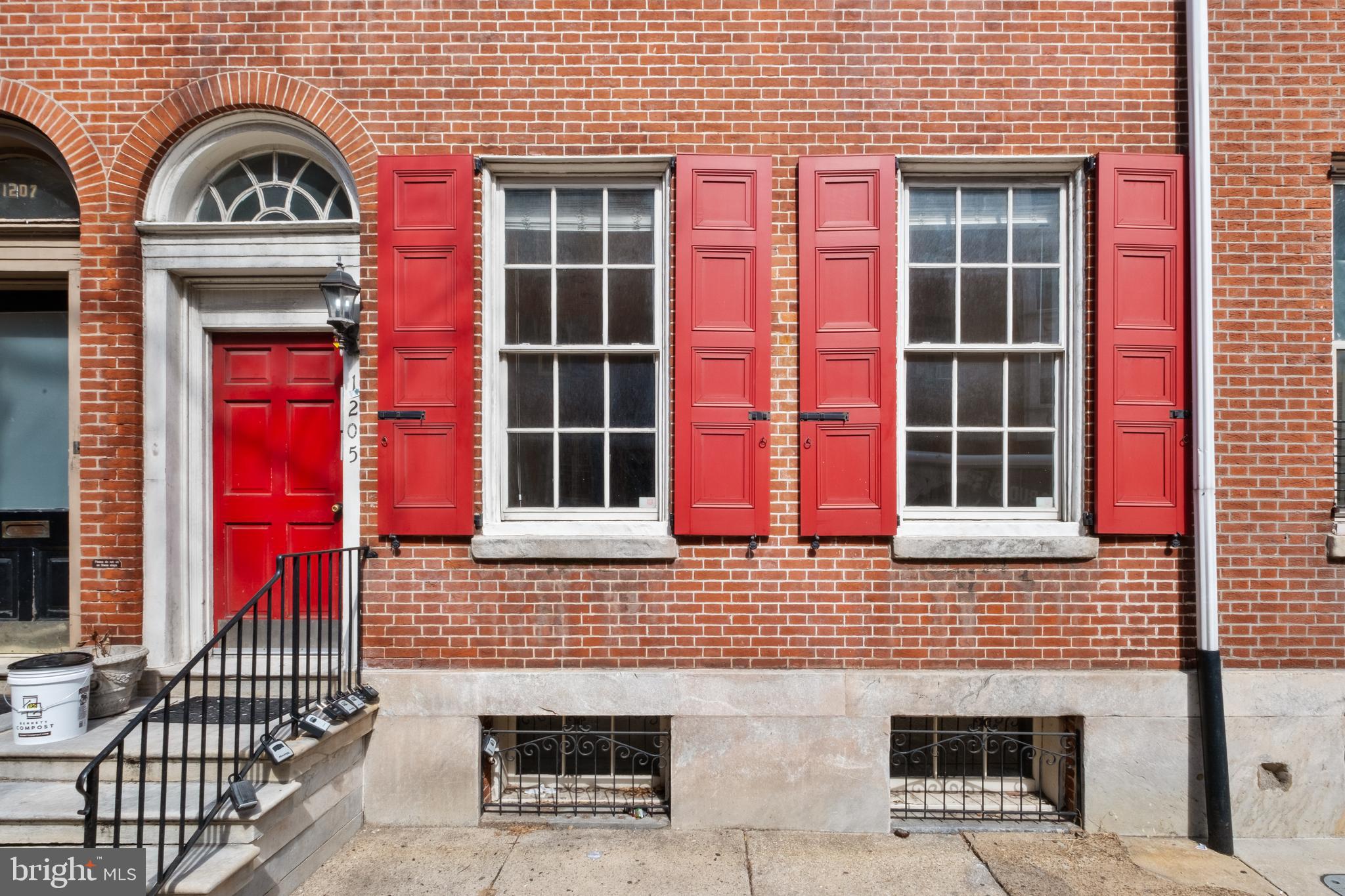 WASHINGTON SQ - Residential Lease