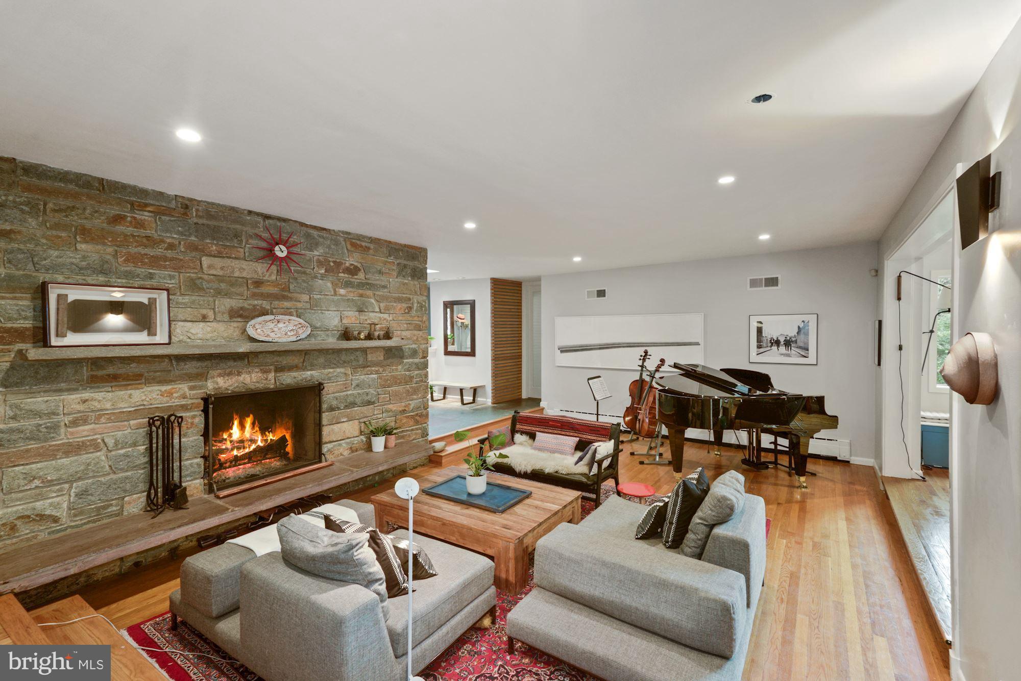 DUNLOP HILLS - Residential