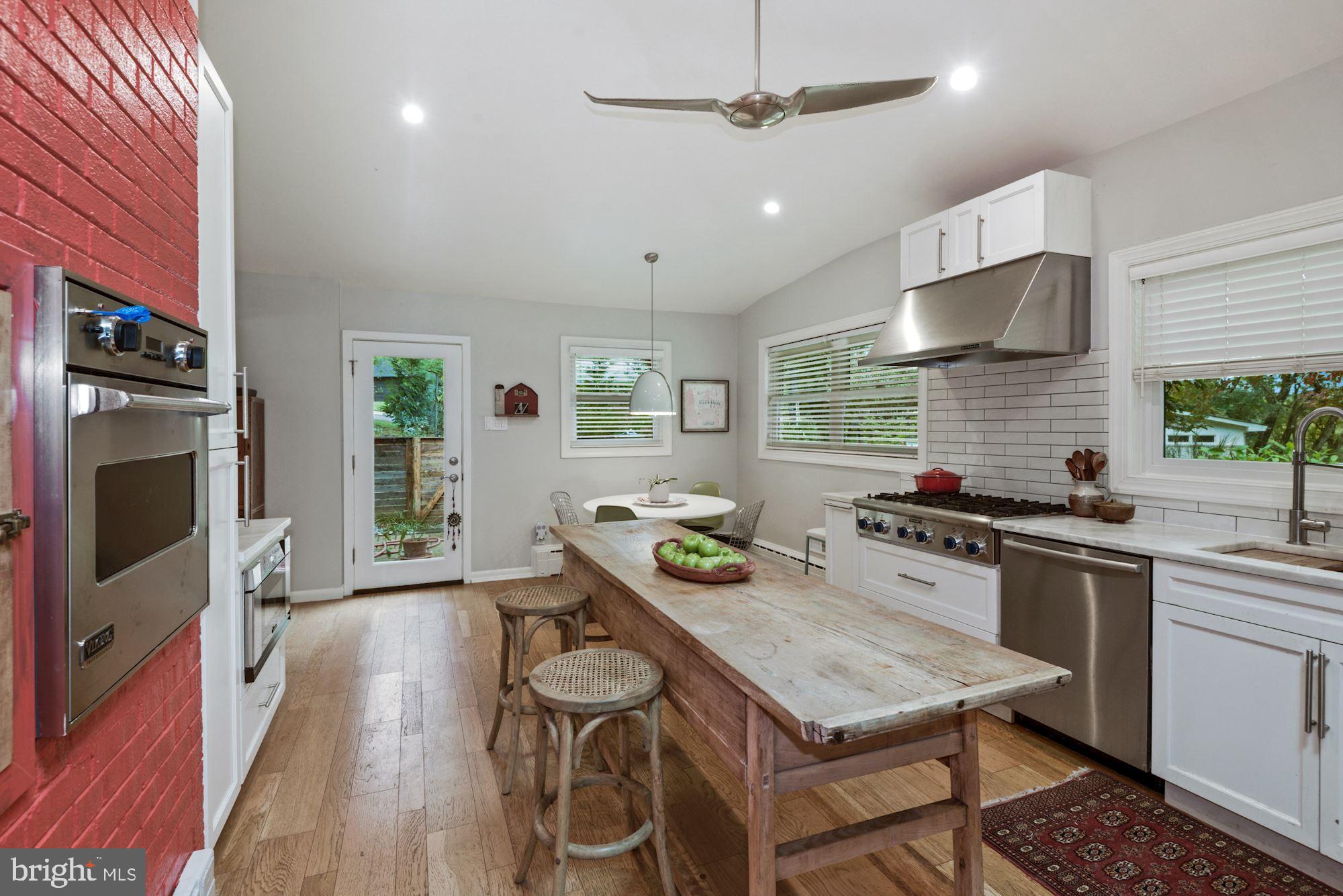 DUNLOP HILLS - Residential