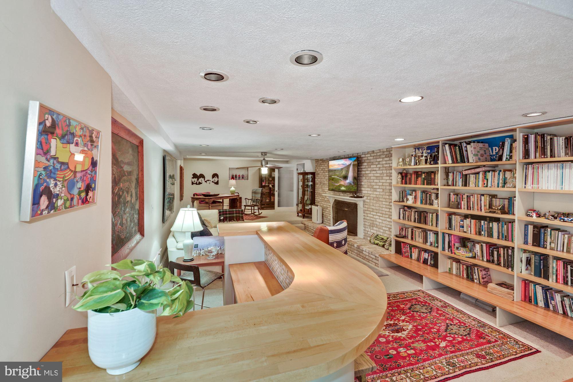 DUNLOP HILLS - Residential