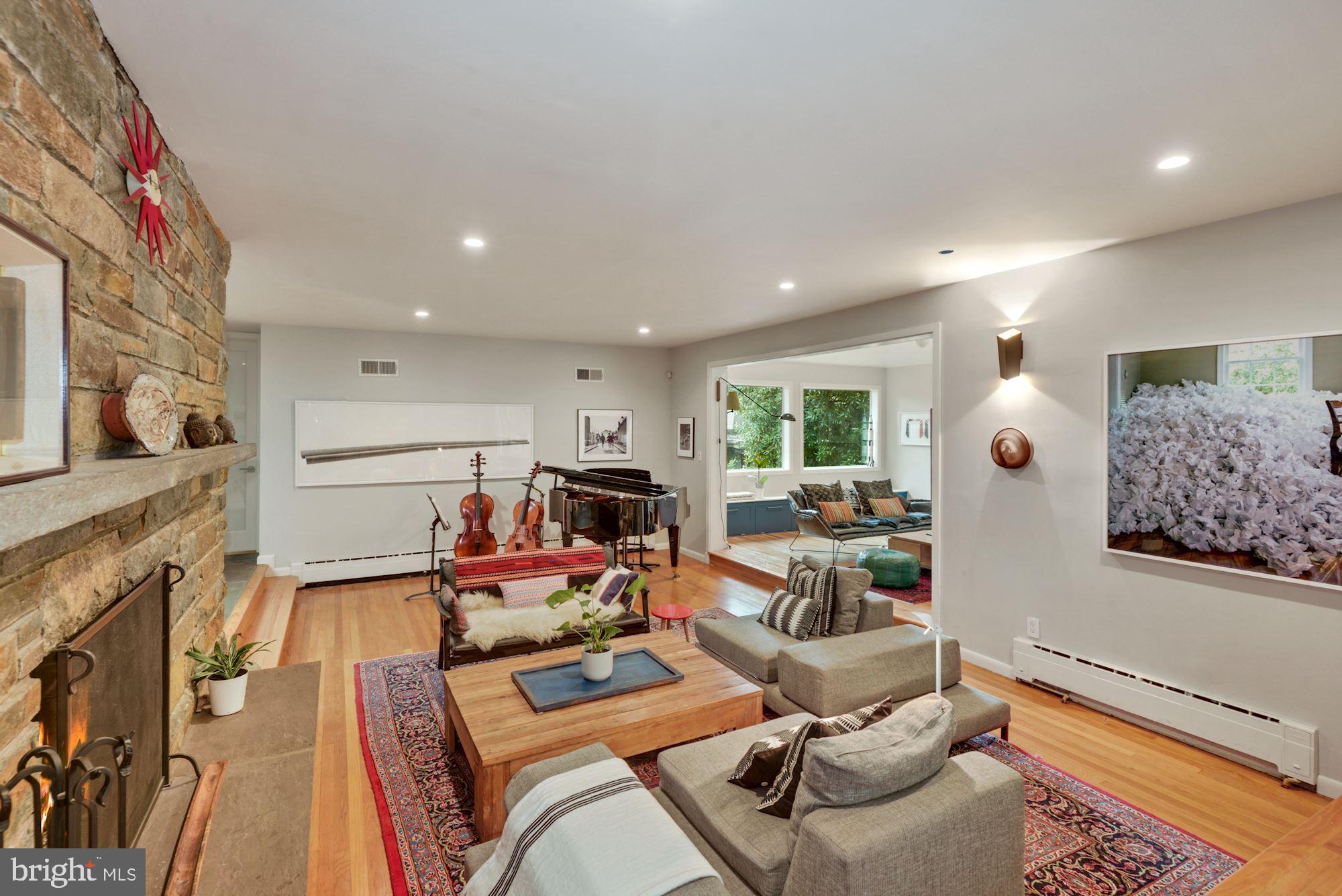 DUNLOP HILLS - Residential