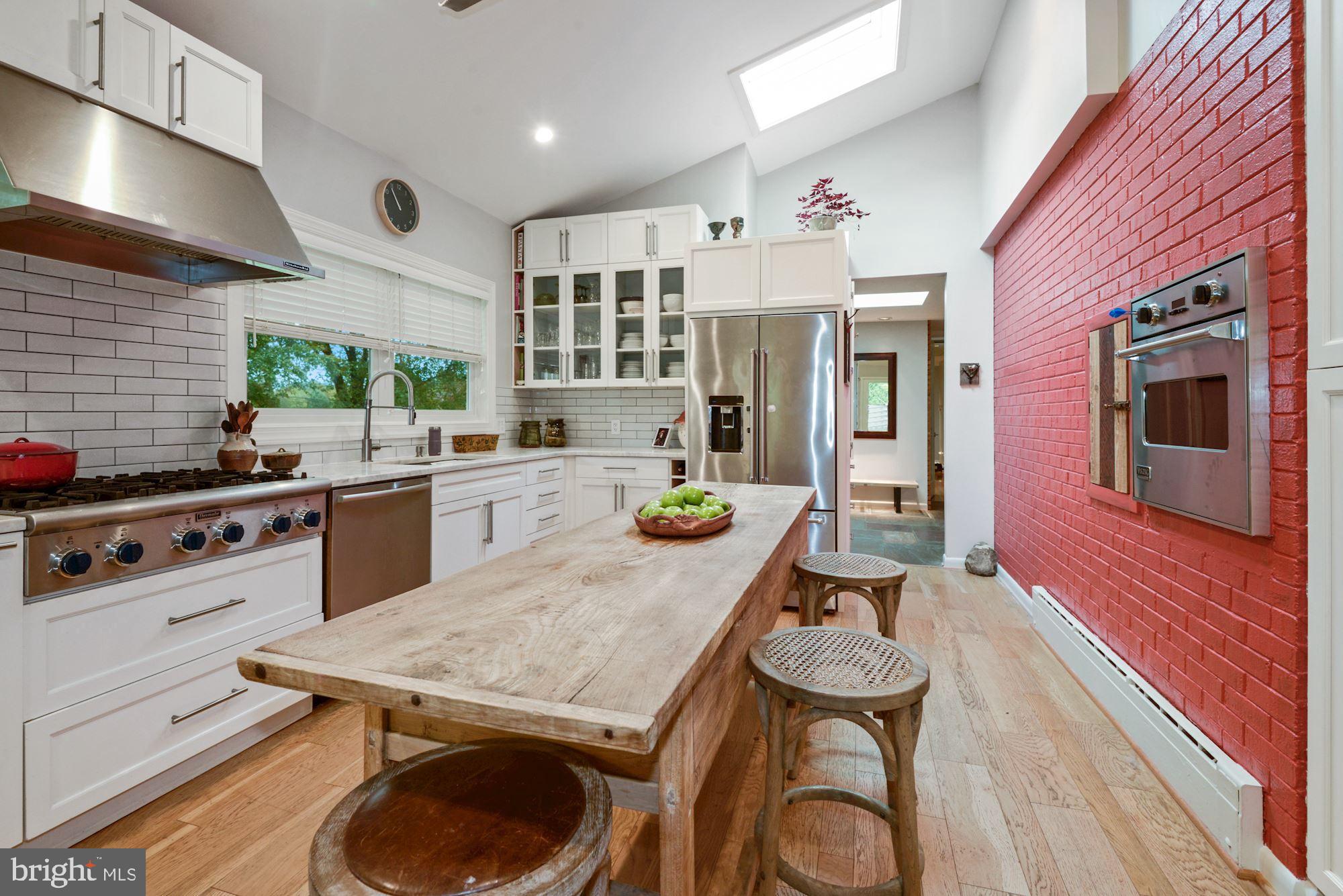 DUNLOP HILLS - Residential