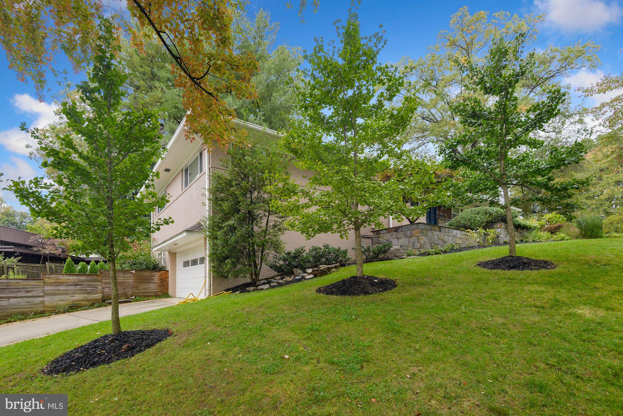 DUNLOP HILLS - Residential