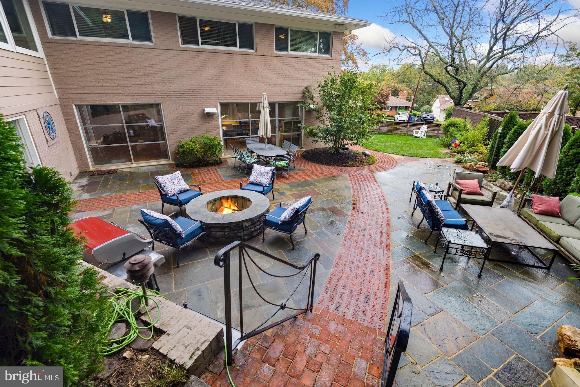 DUNLOP HILLS - Residential