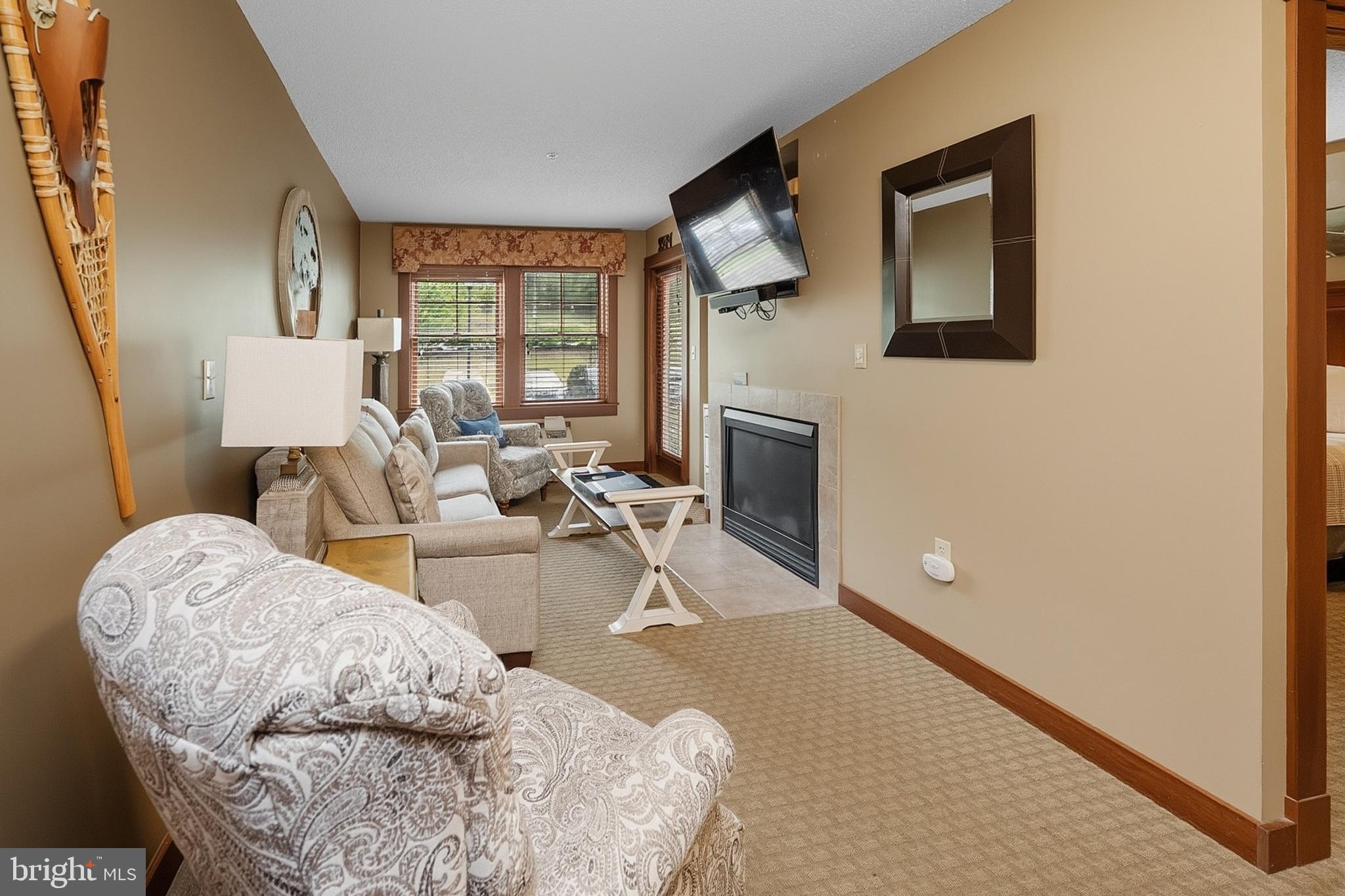 SILVER TREE SUITES - Residential