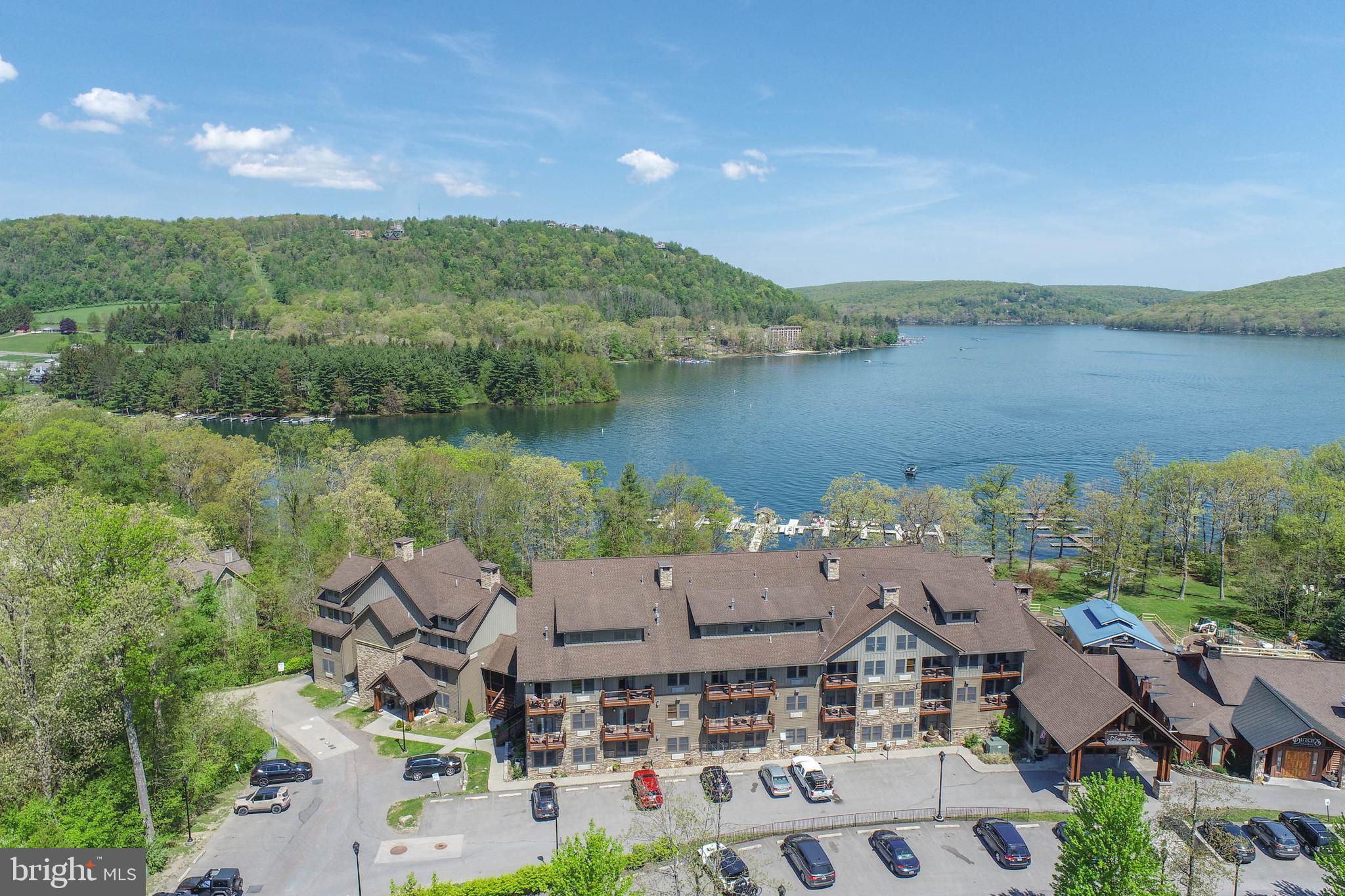 SILVER TREE SUITES - Residential