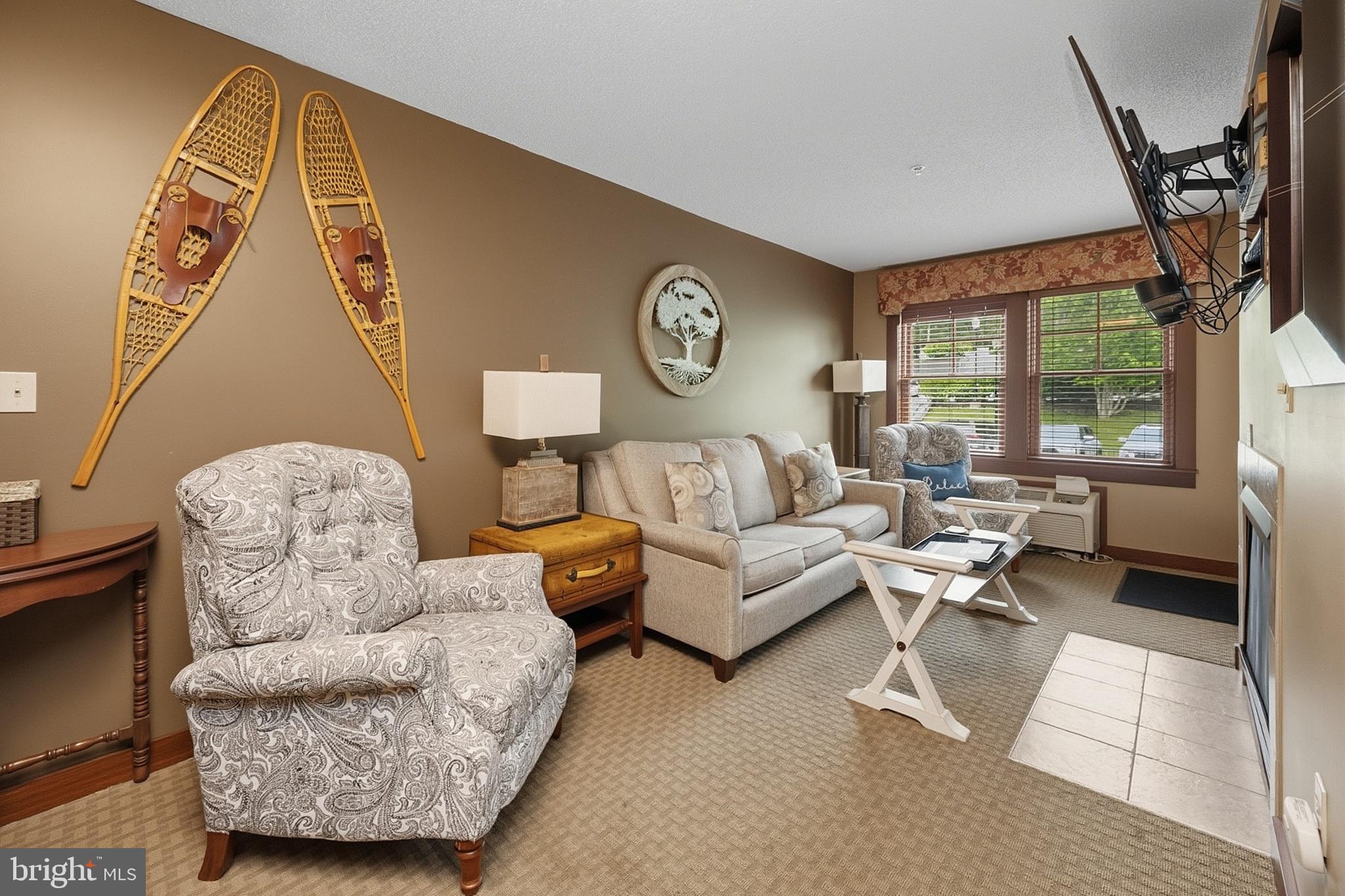 565 GLENDALE ROAD 208 - A