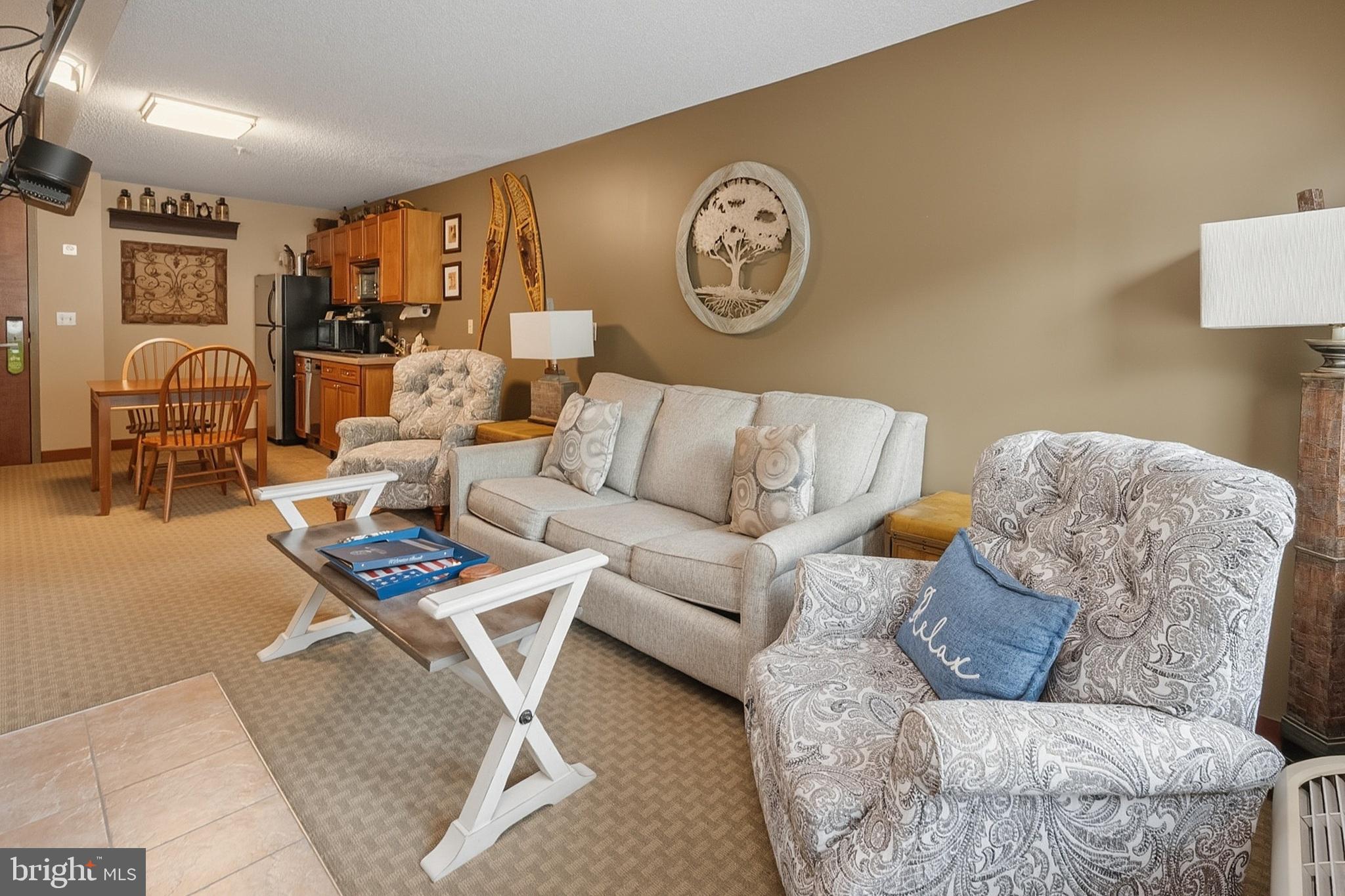 SILVER TREE SUITES - Residential
