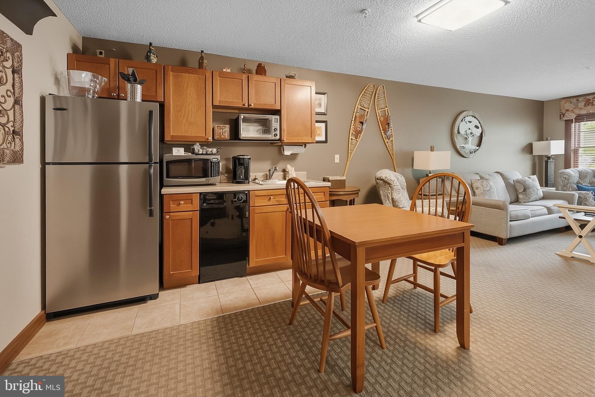 SILVER TREE SUITES - Residential