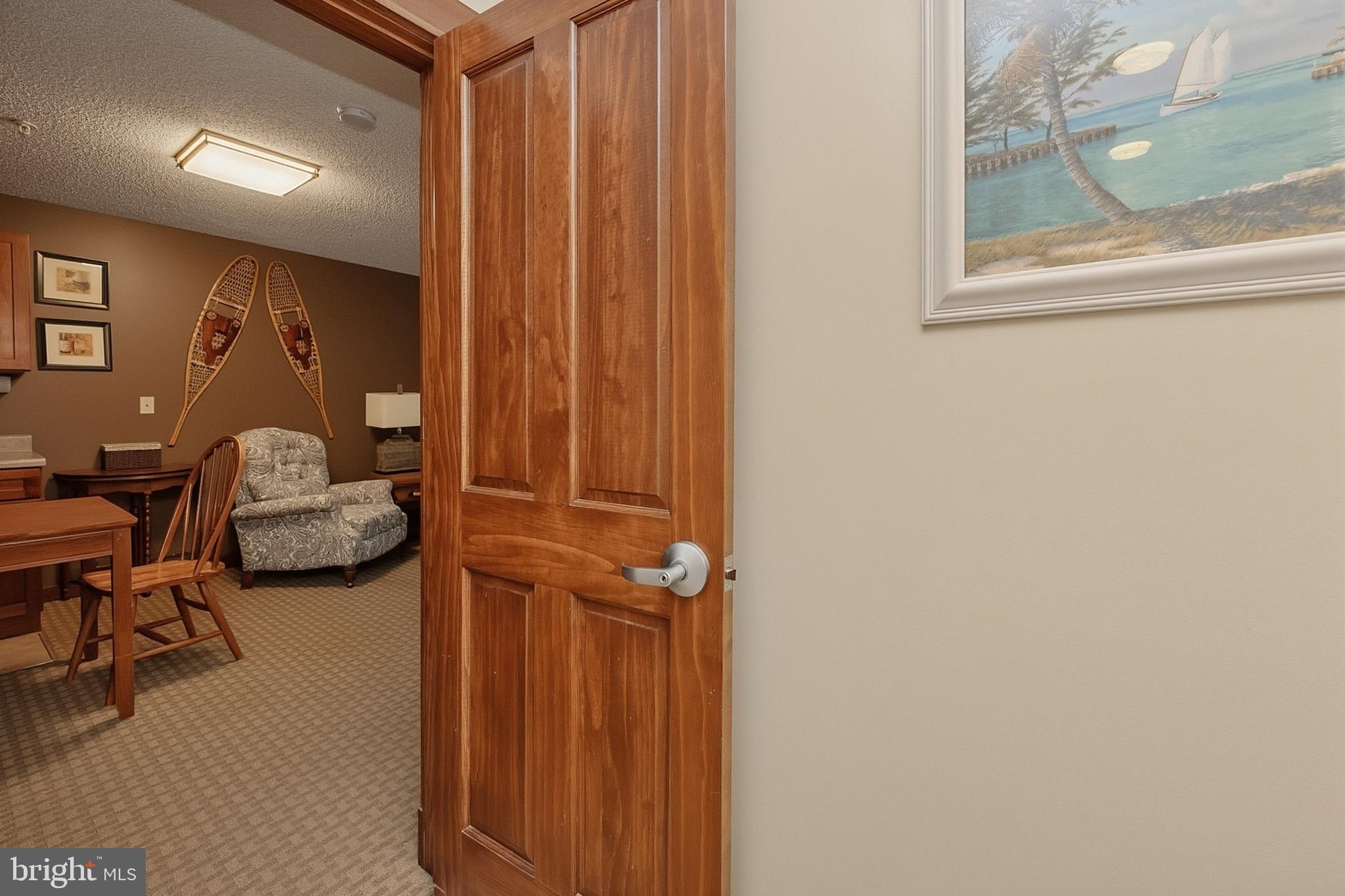 SILVER TREE SUITES - Residential