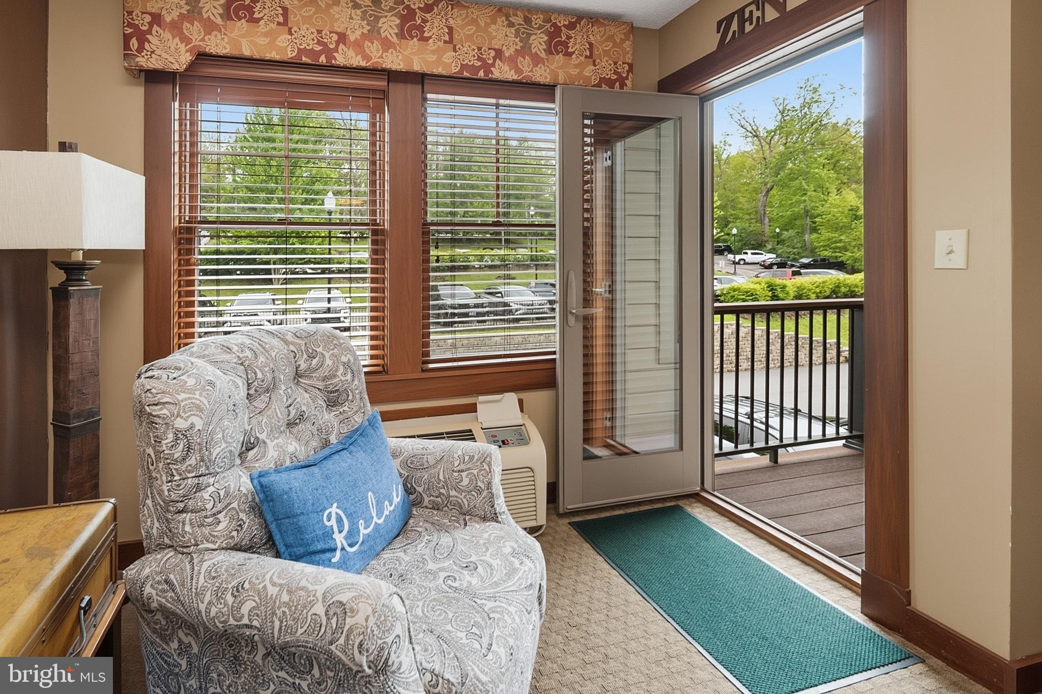 SILVER TREE SUITES - Residential