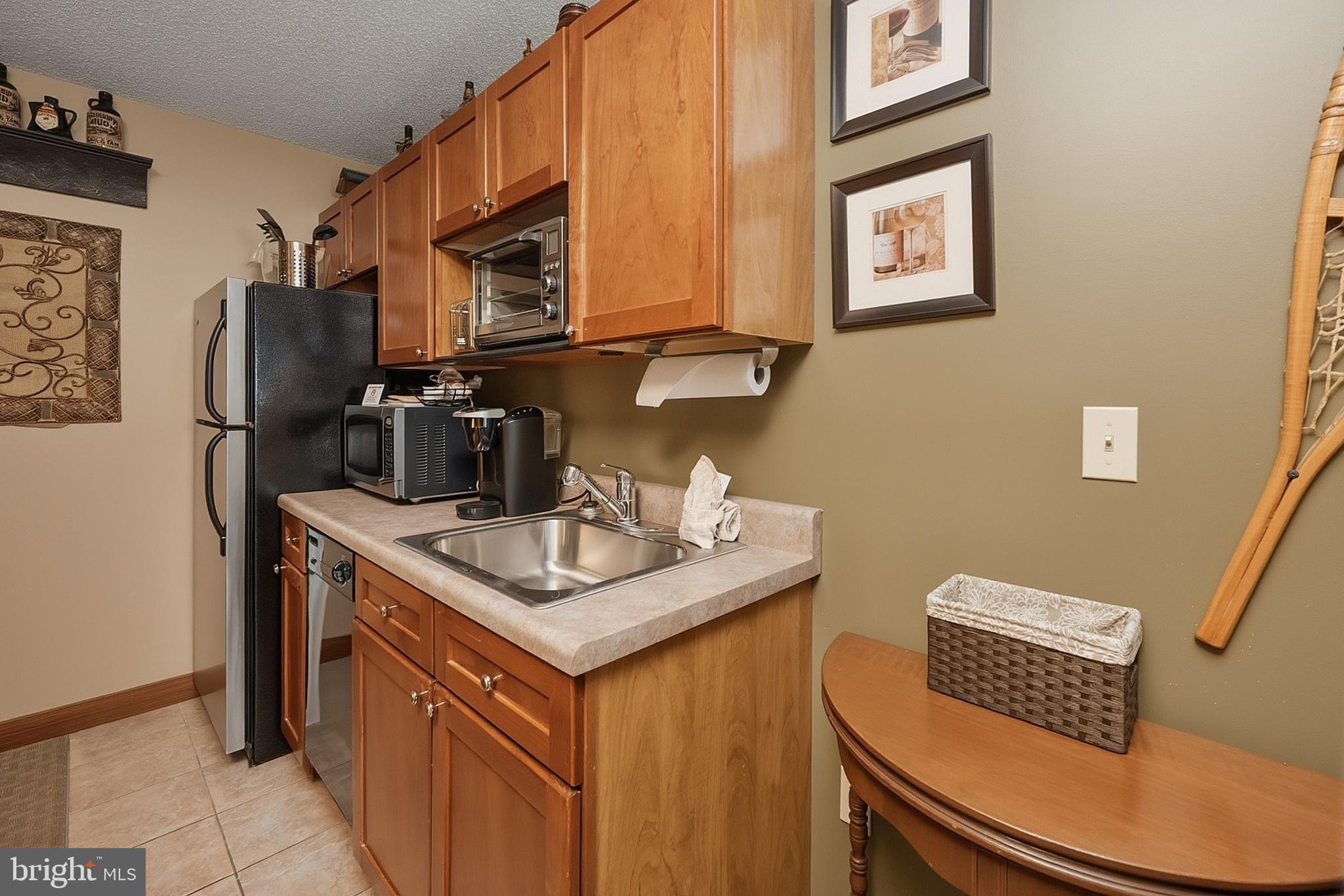 SILVER TREE SUITES - Residential