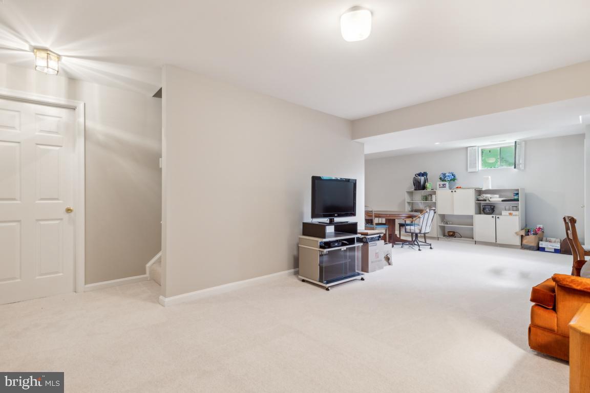 GATE POST ESTATES - Residential