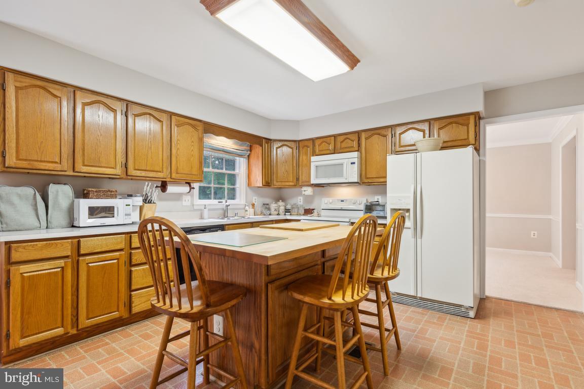 GATE POST ESTATES - Residential