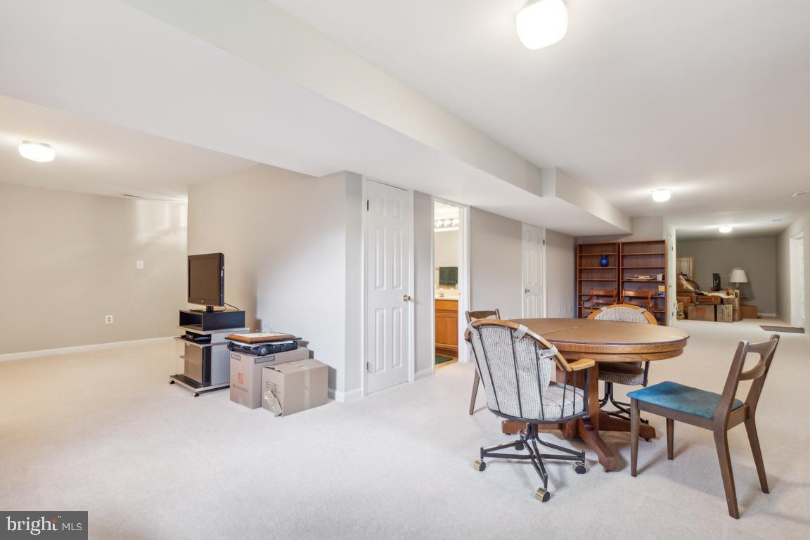 GATE POST ESTATES - Residential