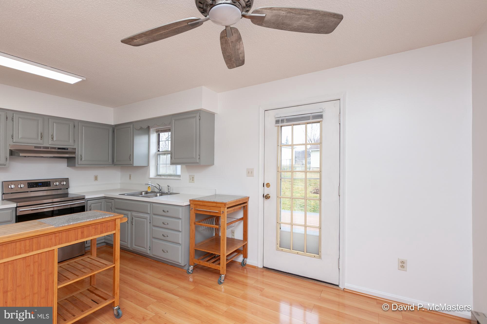 PIKEVIEW ACRES WEST - Residential