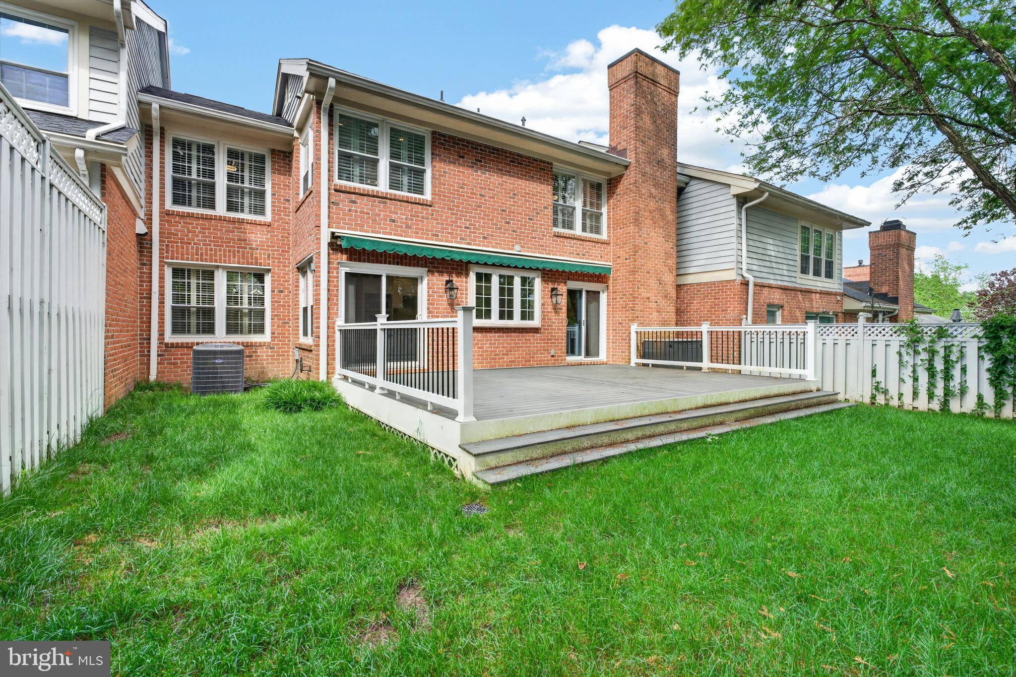 THE MEADOWS OF GREEN SPRING - Residential