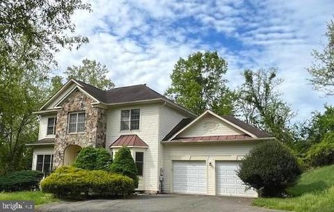 10803 PINEY POND DRIVE GREAT FALLS VA 22066